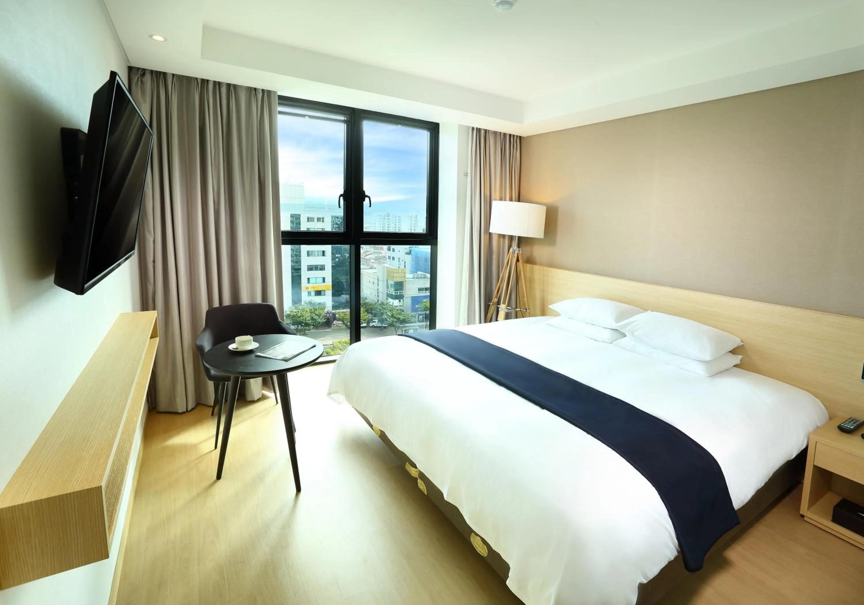 Bed in Hotel The One