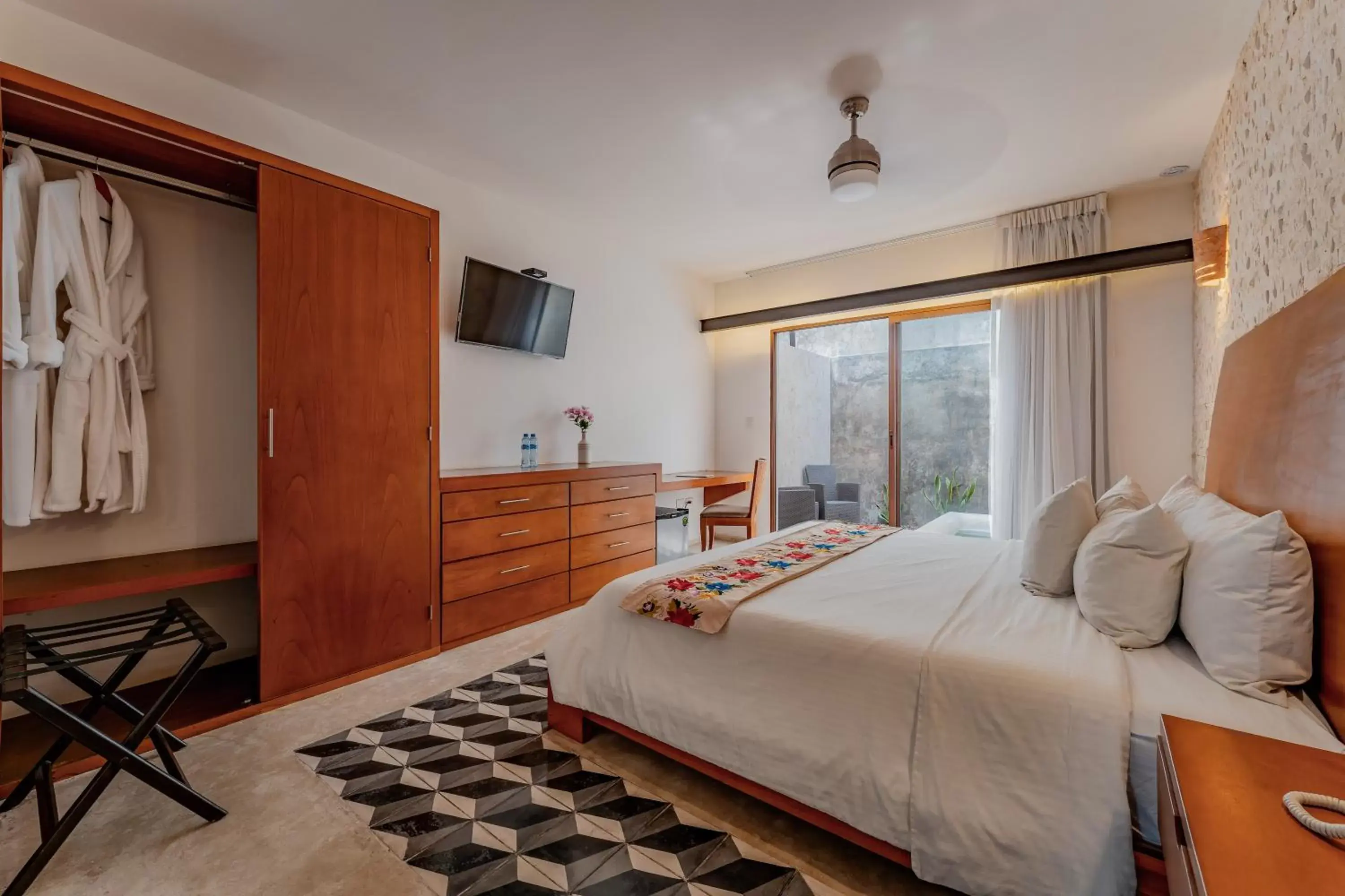 Bed in Casona Las Tres Marías - Hotel Only adults