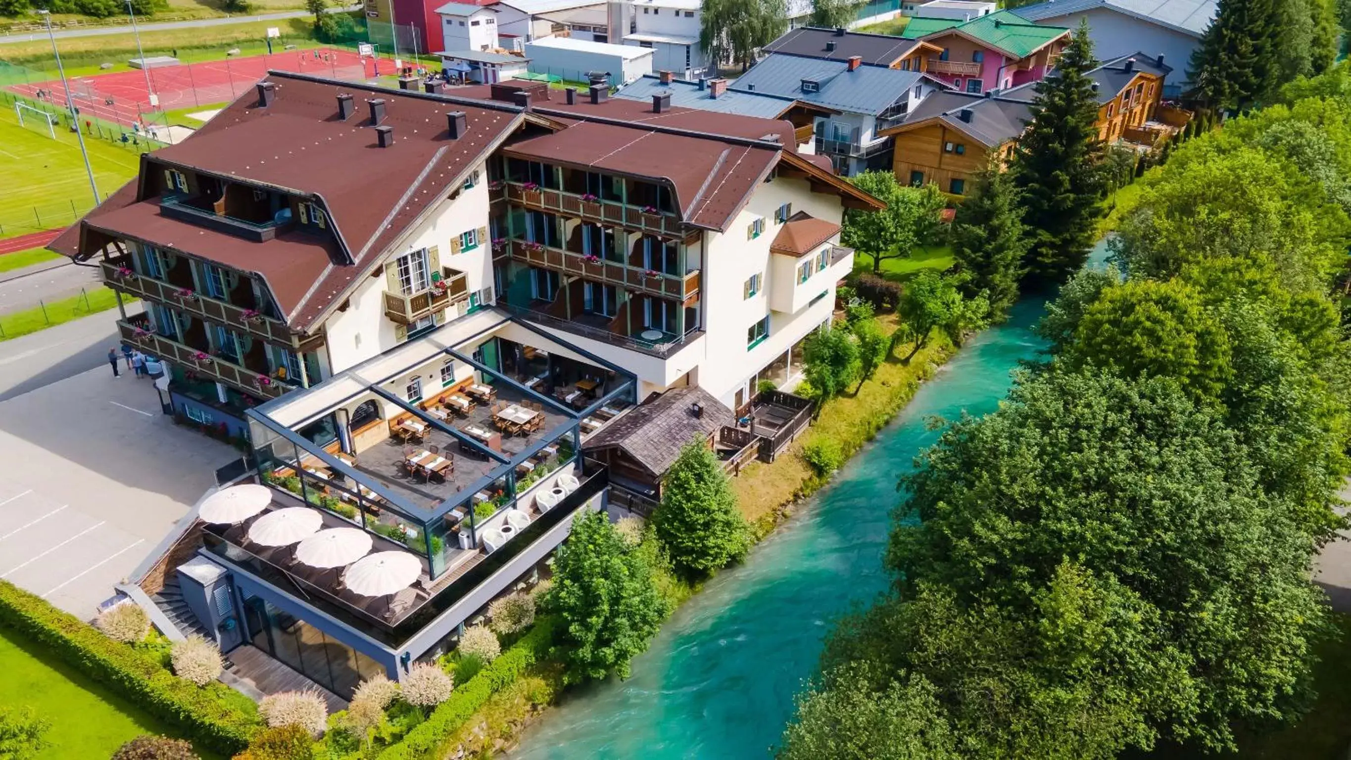 Property building in Hotel Kaprunerhof Property building in Hotel Kaprunerhof