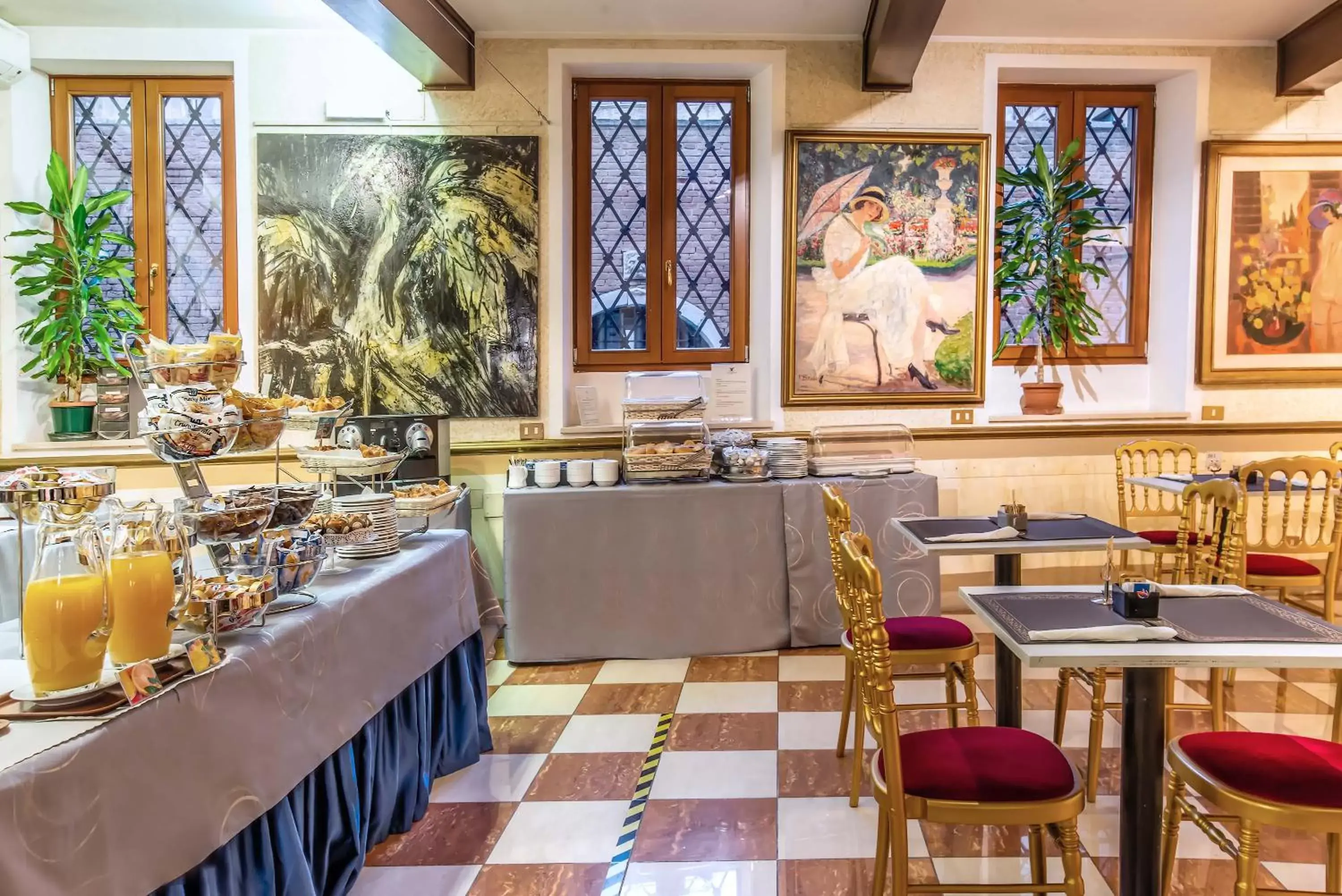 Breakfast, Restaurant/Places to Eat in Hotel La Fenice et Des Artistes
