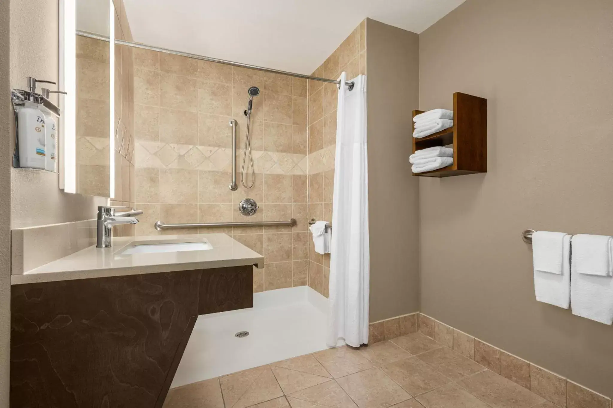 Bathroom in Staybridge Suites Oklahoma City-Quail Springs, an IHG Hotel
