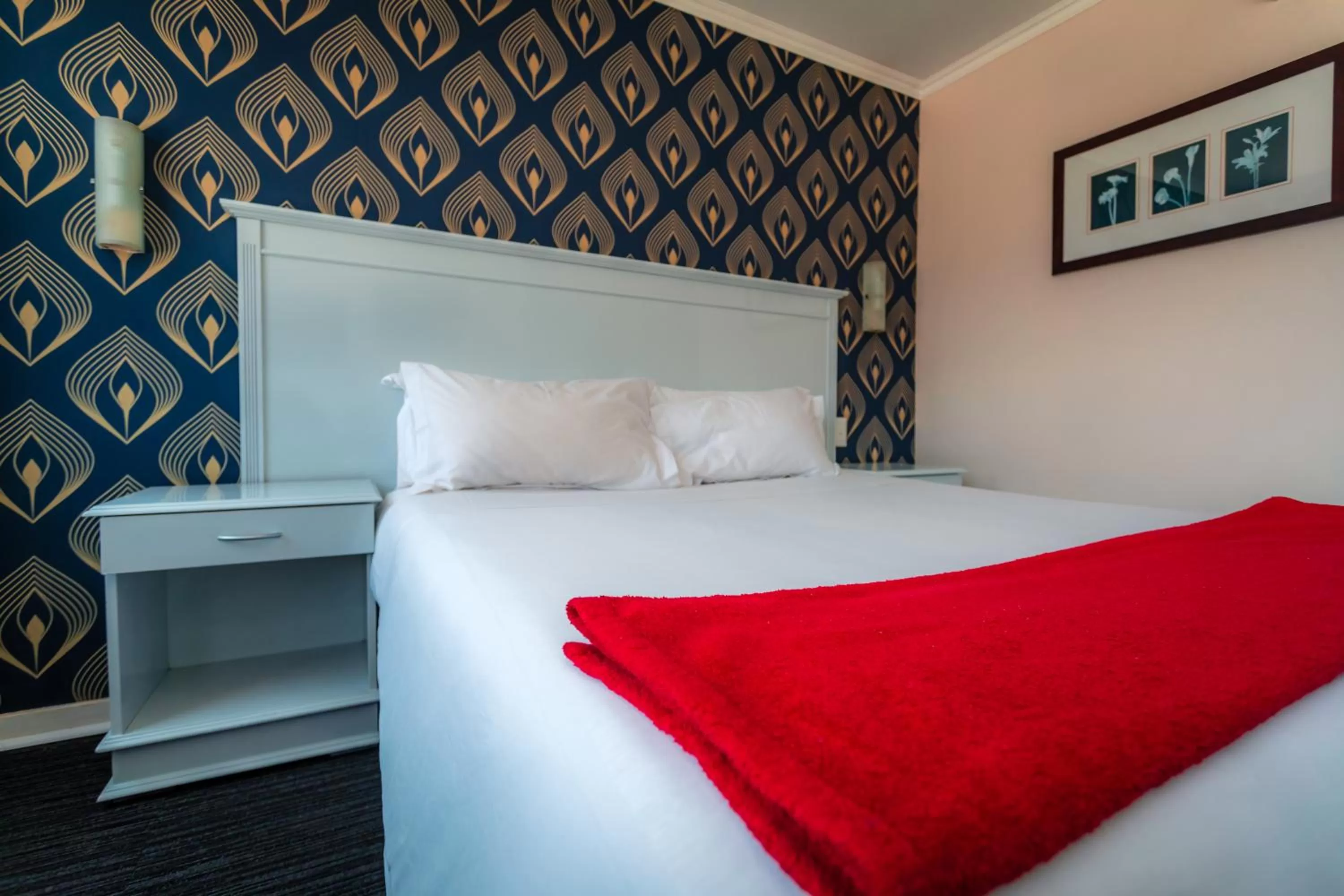 Bedroom, Bed in Florida Park Hotel, Florida Road