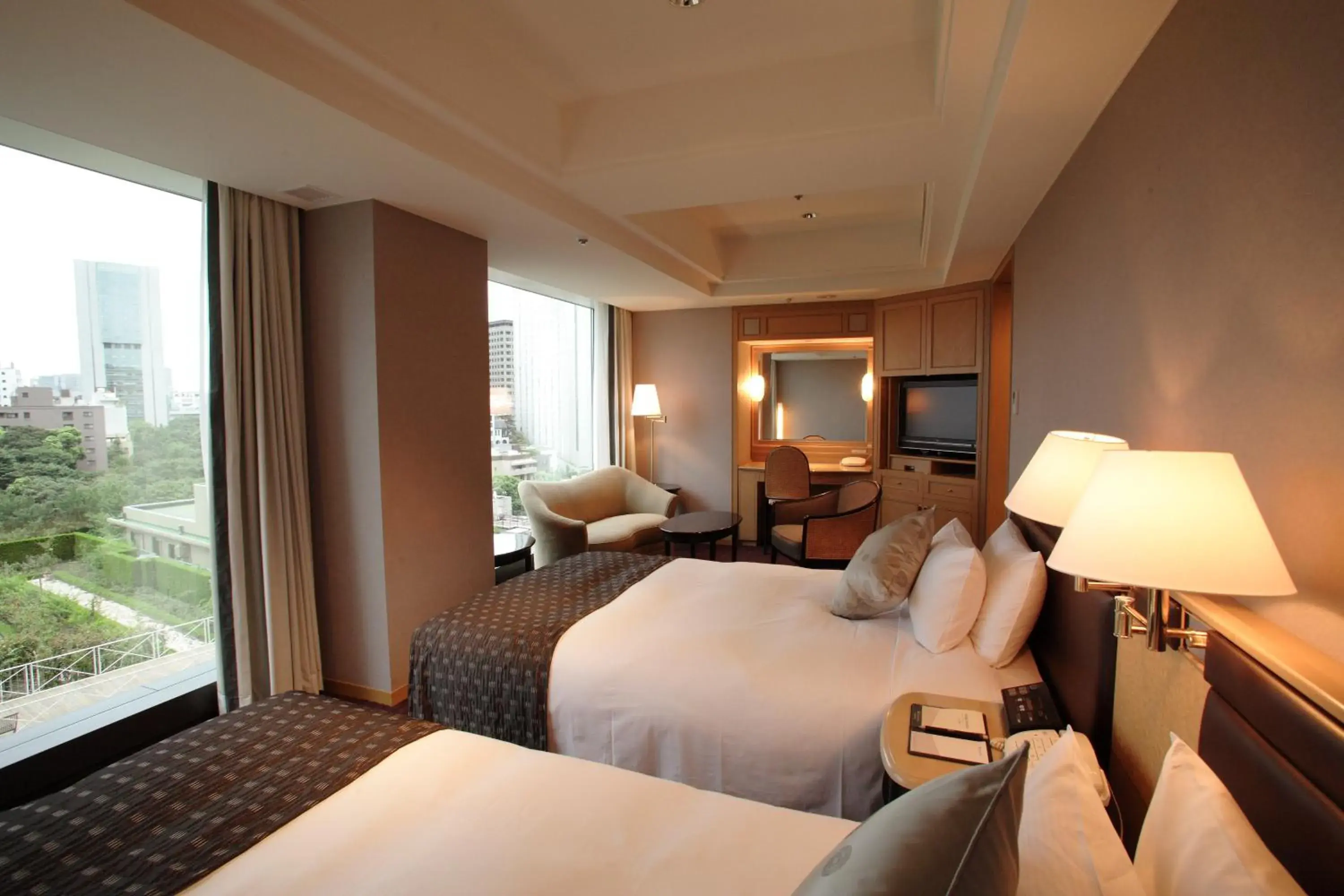 Day, Bed in Hotel New Otani Tokyo The Main