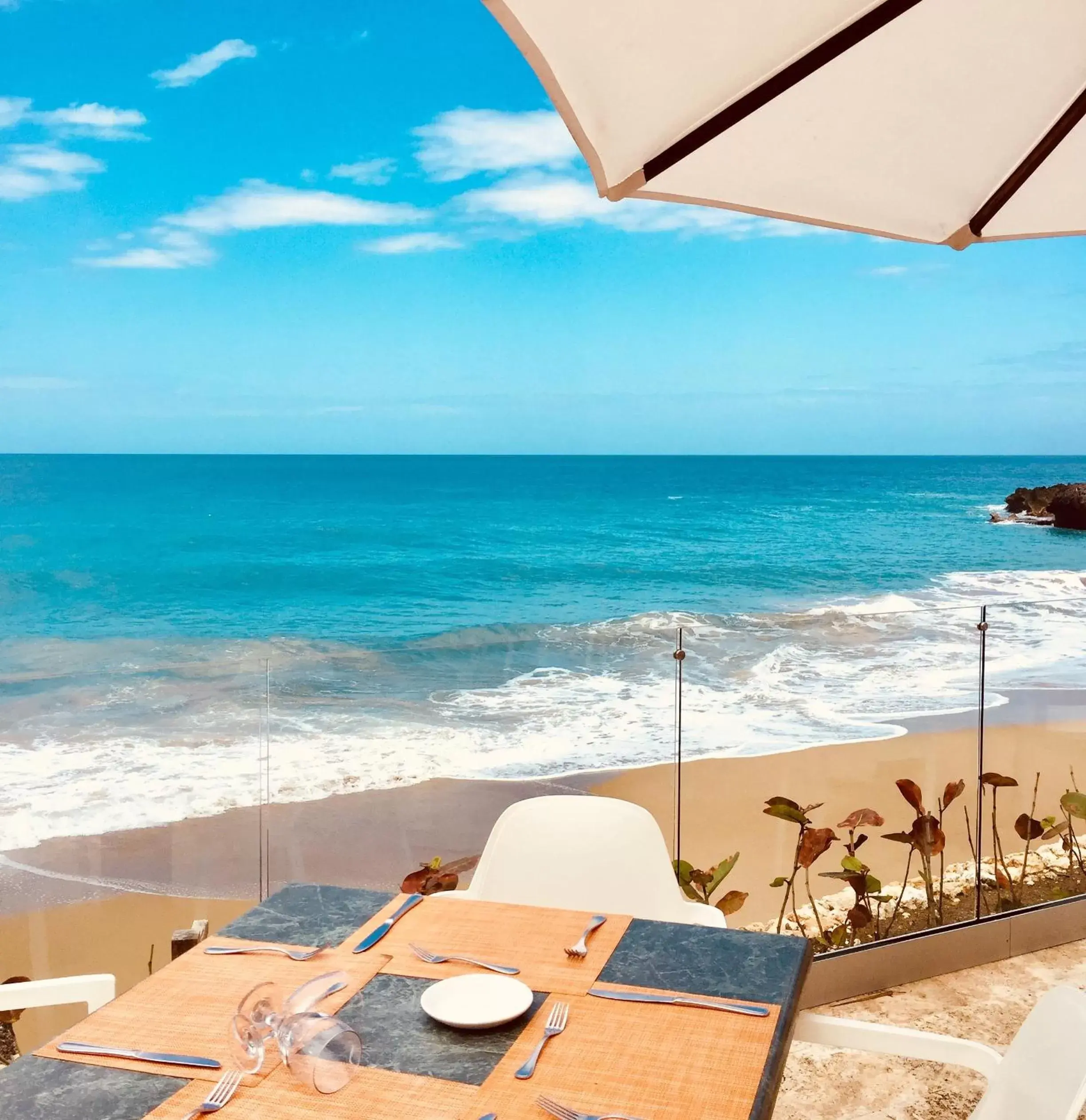 Restaurant/places to eat, Beach in Casa Marina Beach & Reef All Inclusive