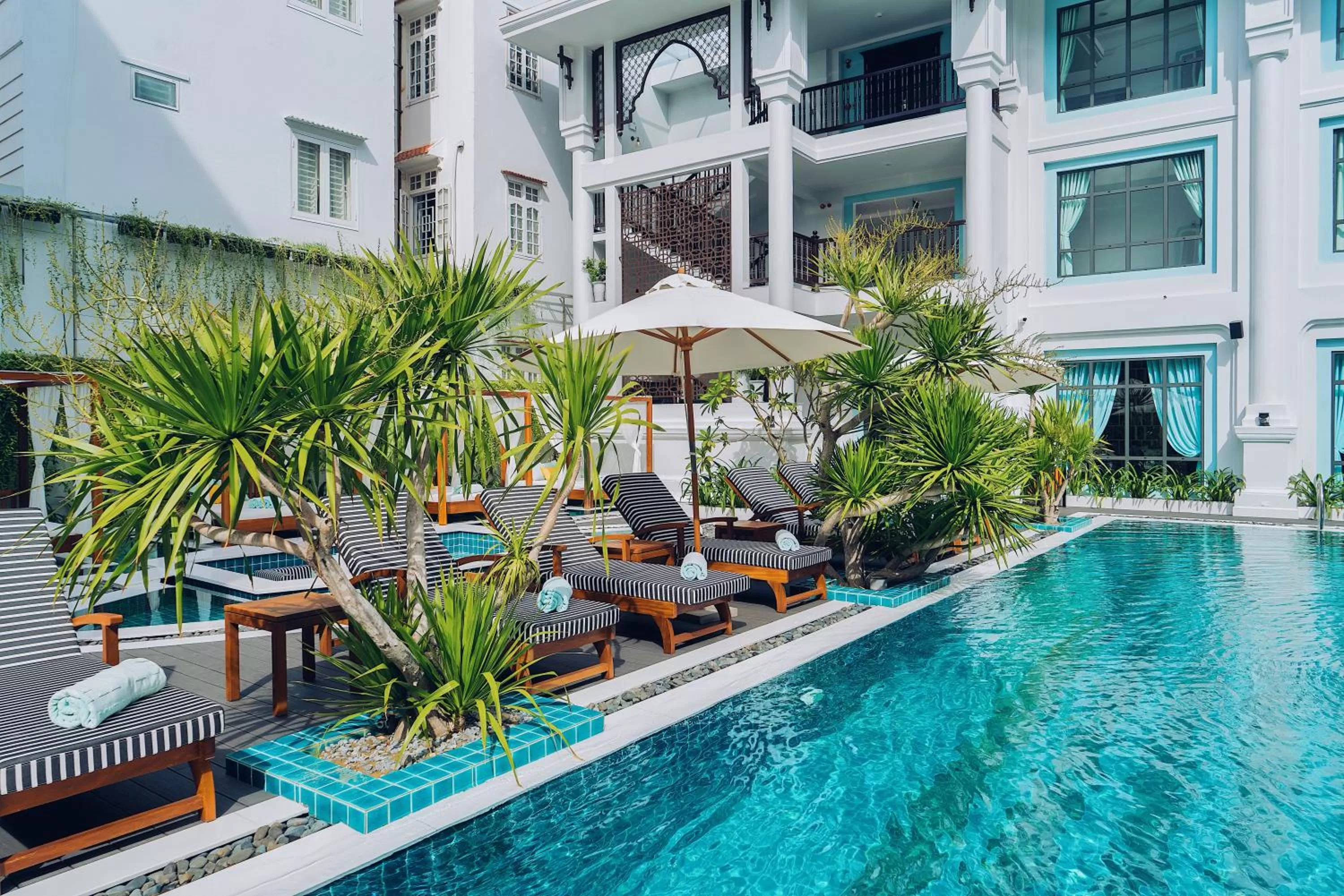 Swimming pool in Anio Boutique Hotel Hoian