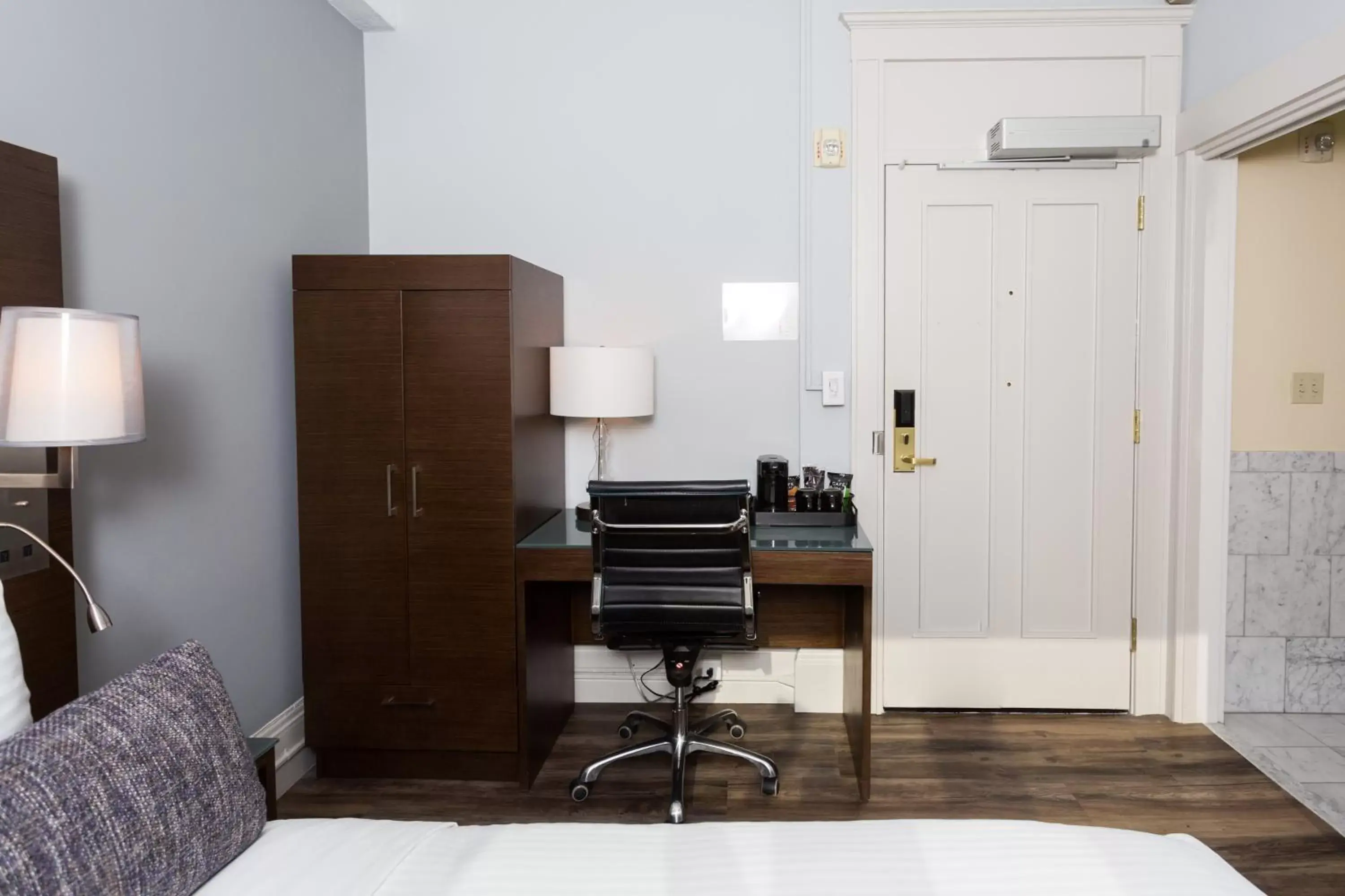 Bedroom in The Cartwright Hotel, Union Square BW Premier Collection