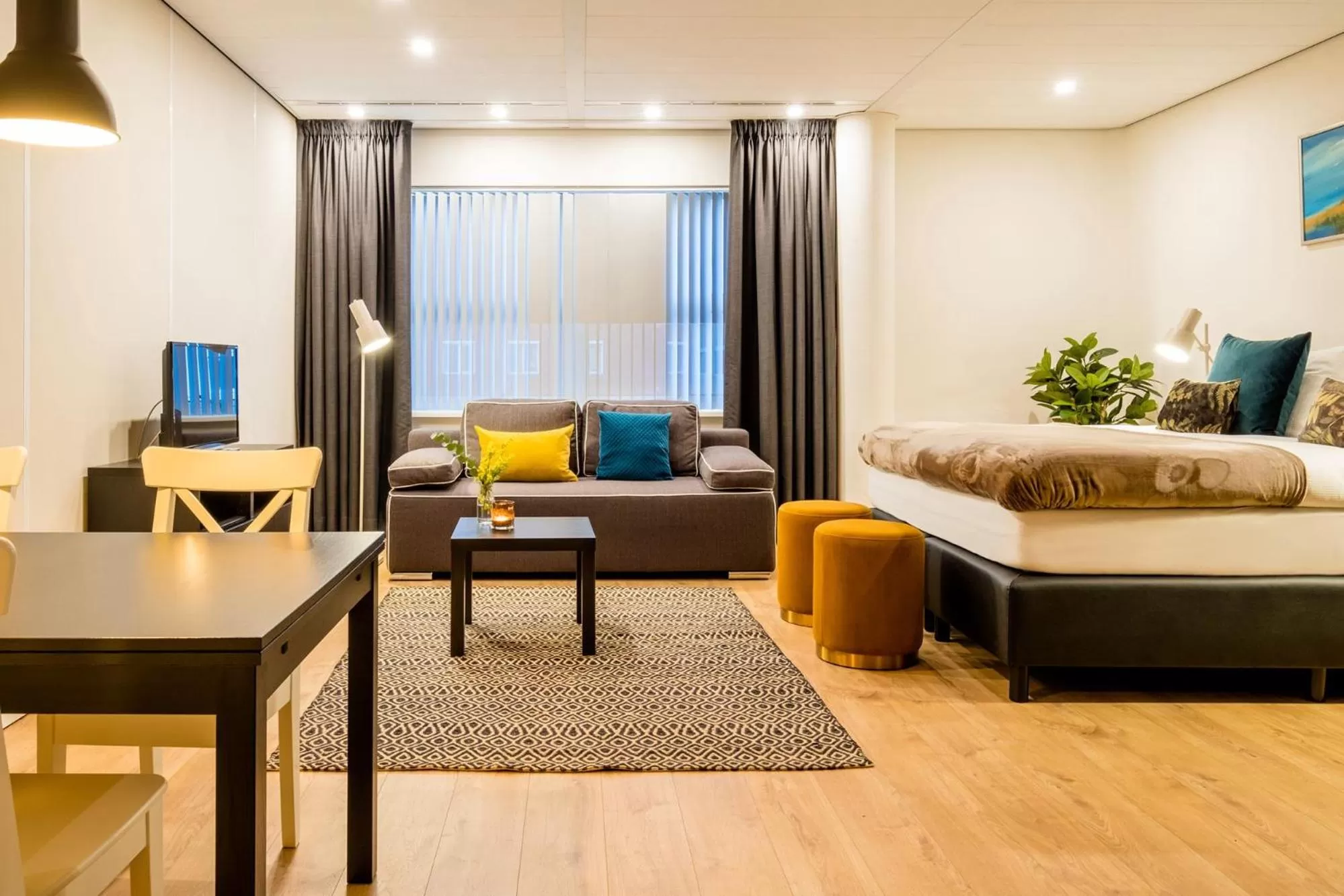 TV and multimedia, Seating Area in Nero Office Hotel & City Café