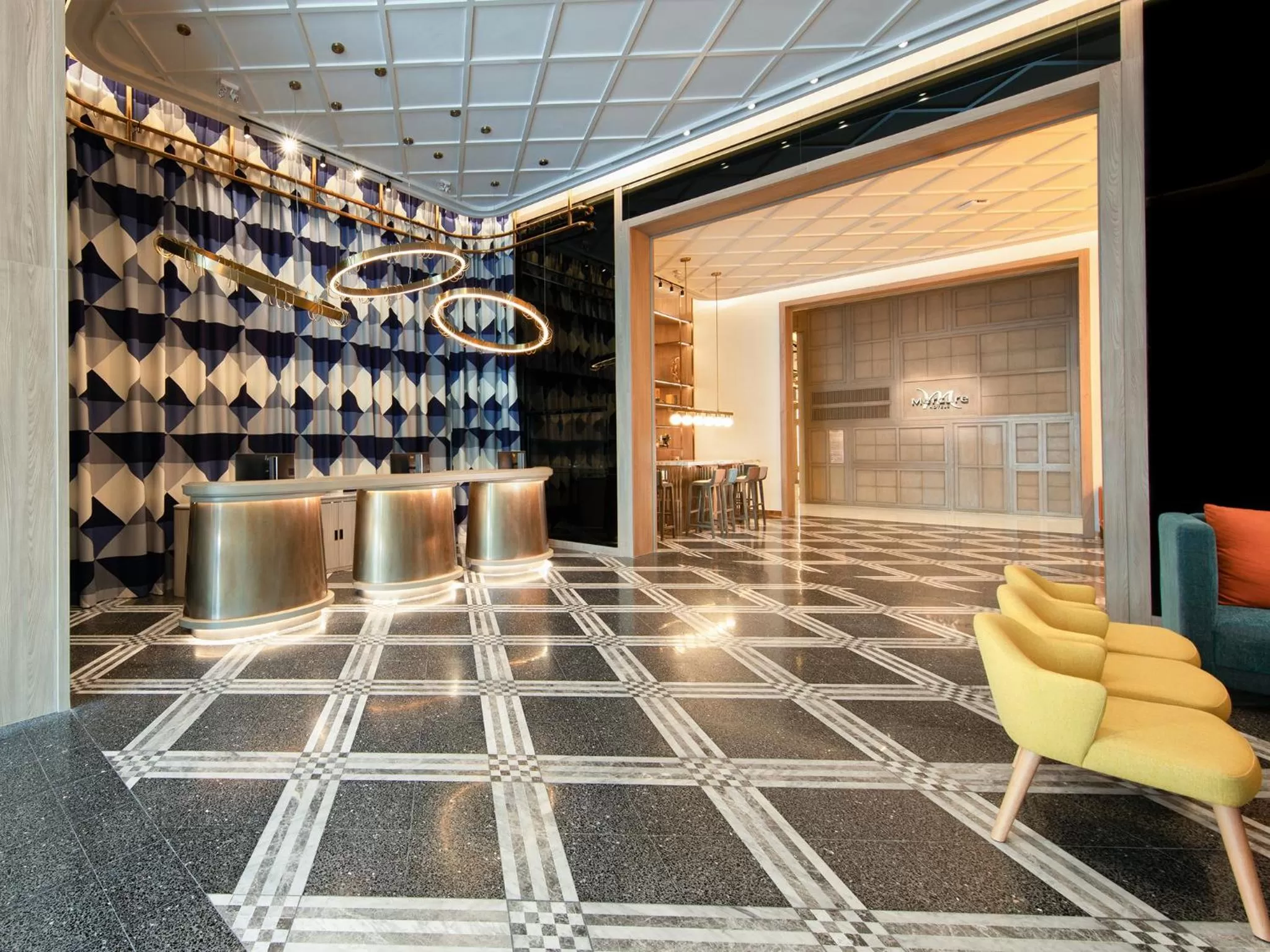 Lobby or reception in Mercure Bangkok Sukhumvit 24