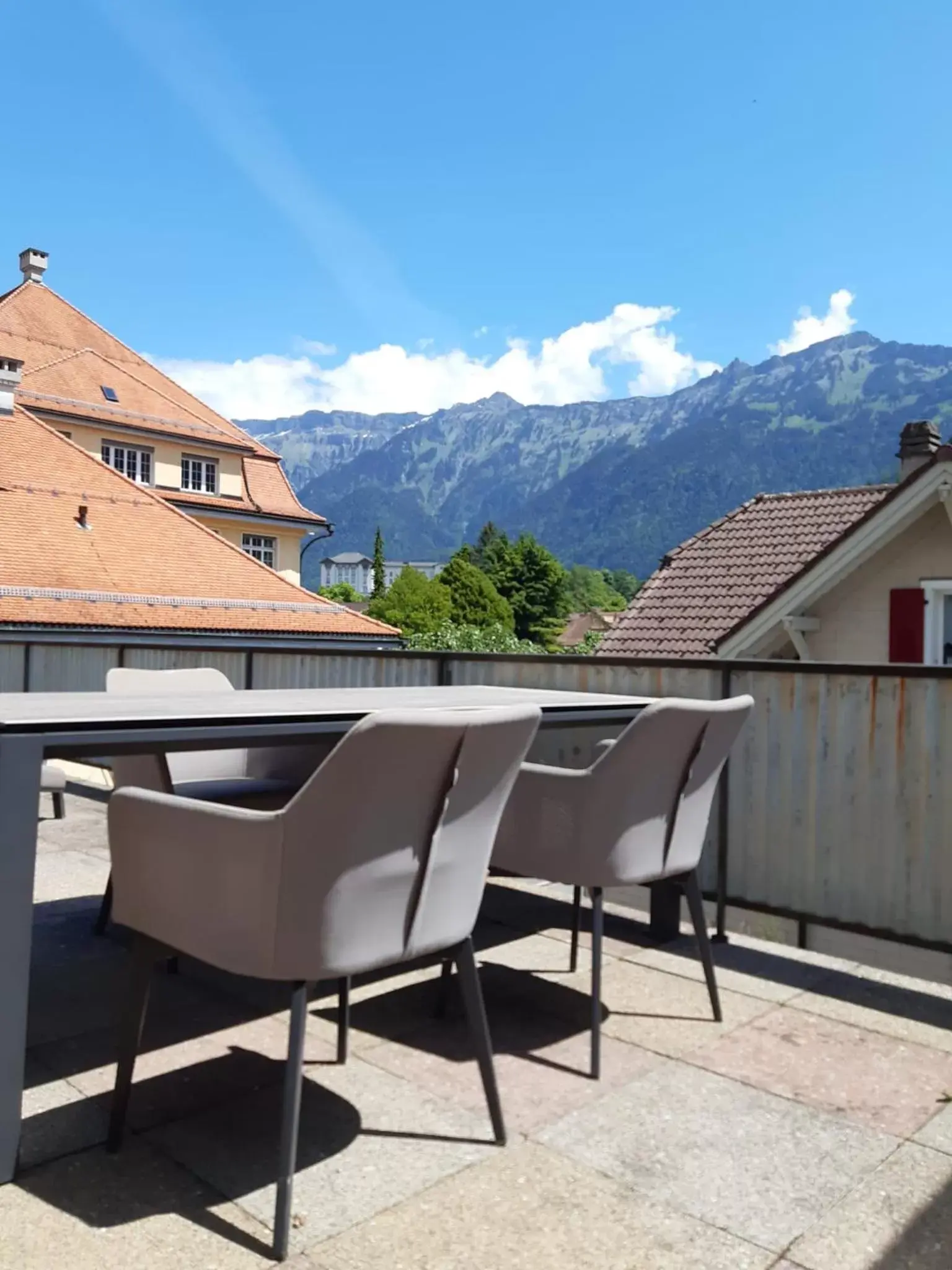 Balcony/Terrace, Mountain View in Hotel Lötschberg