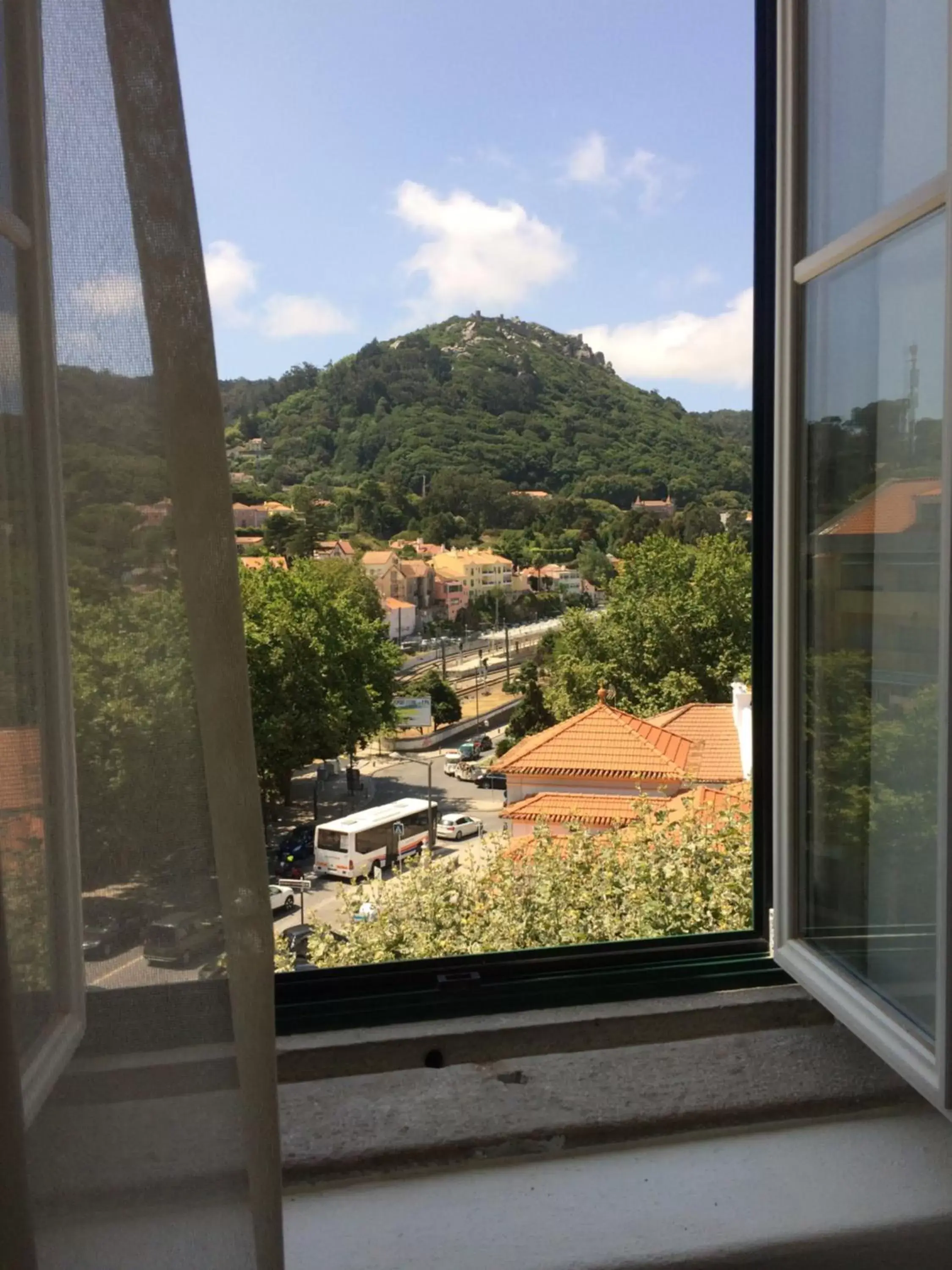 Bedroom, Mountain View in Hotel Nova Sintra