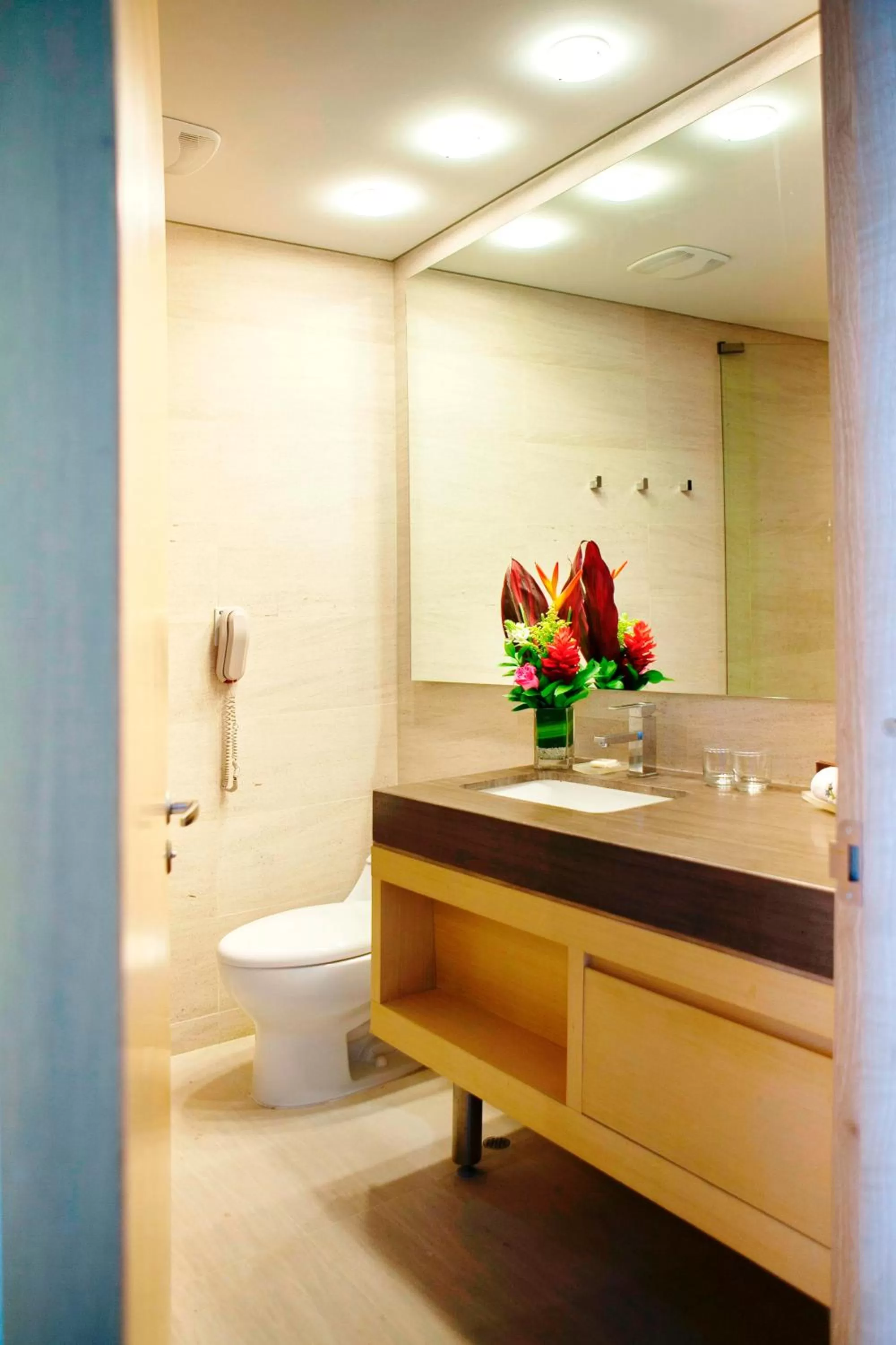 Bathroom in Las Americas Torre Del Mar