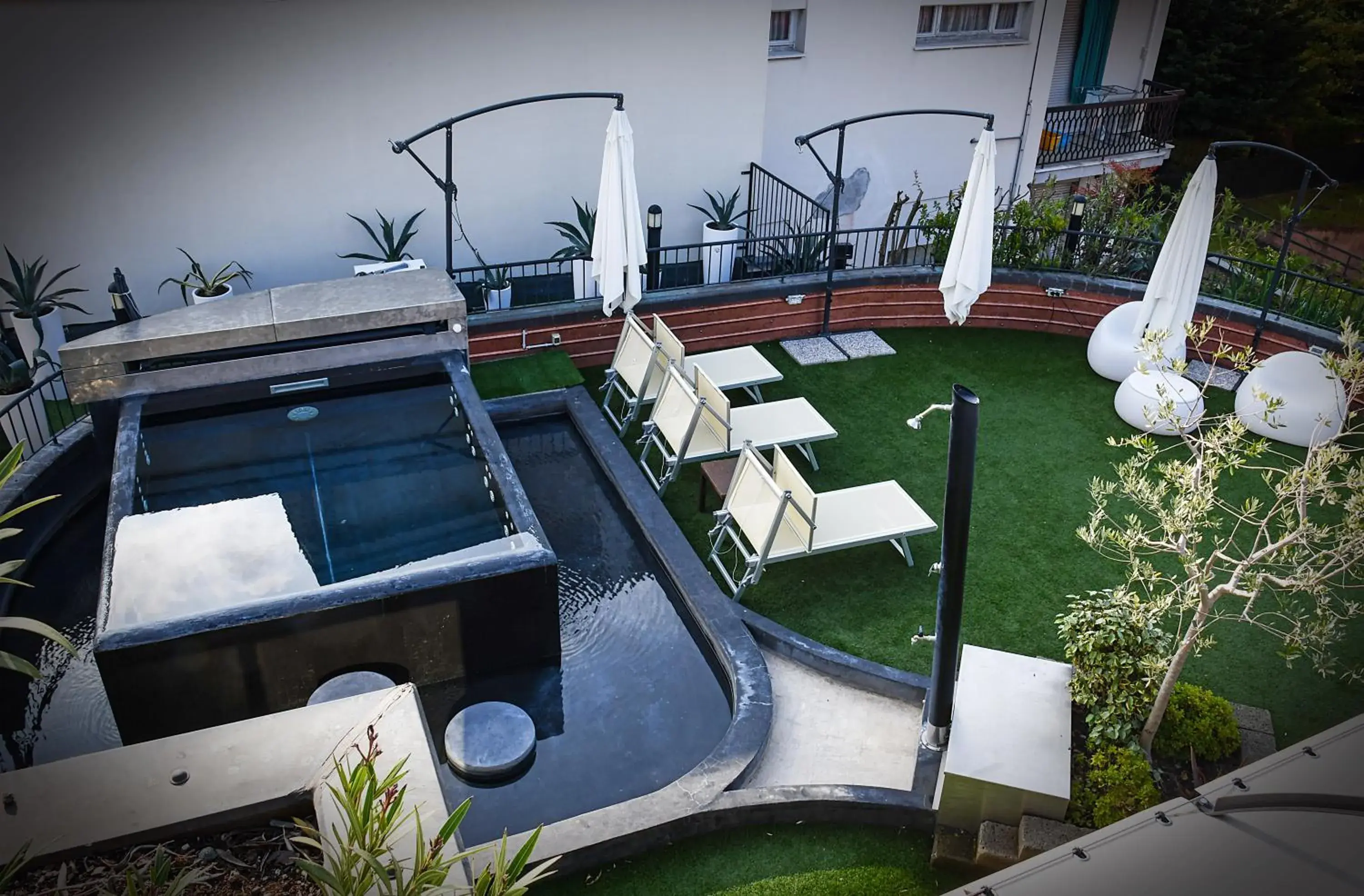 Swimming pool in Admiral Hotel Villa Erme