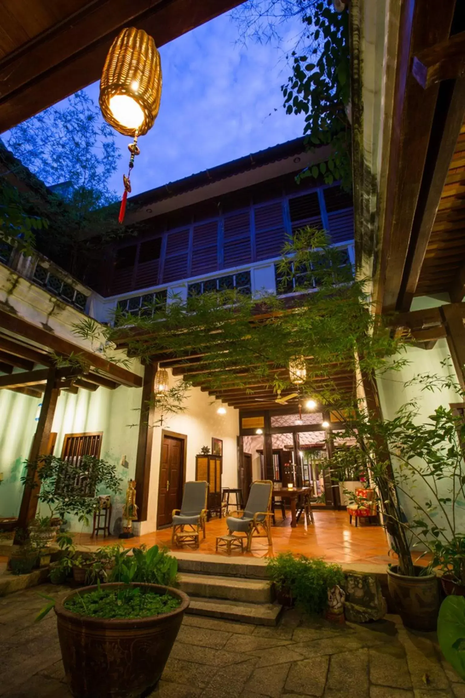 Facade/entrance, Property Building in East Indies Mansion