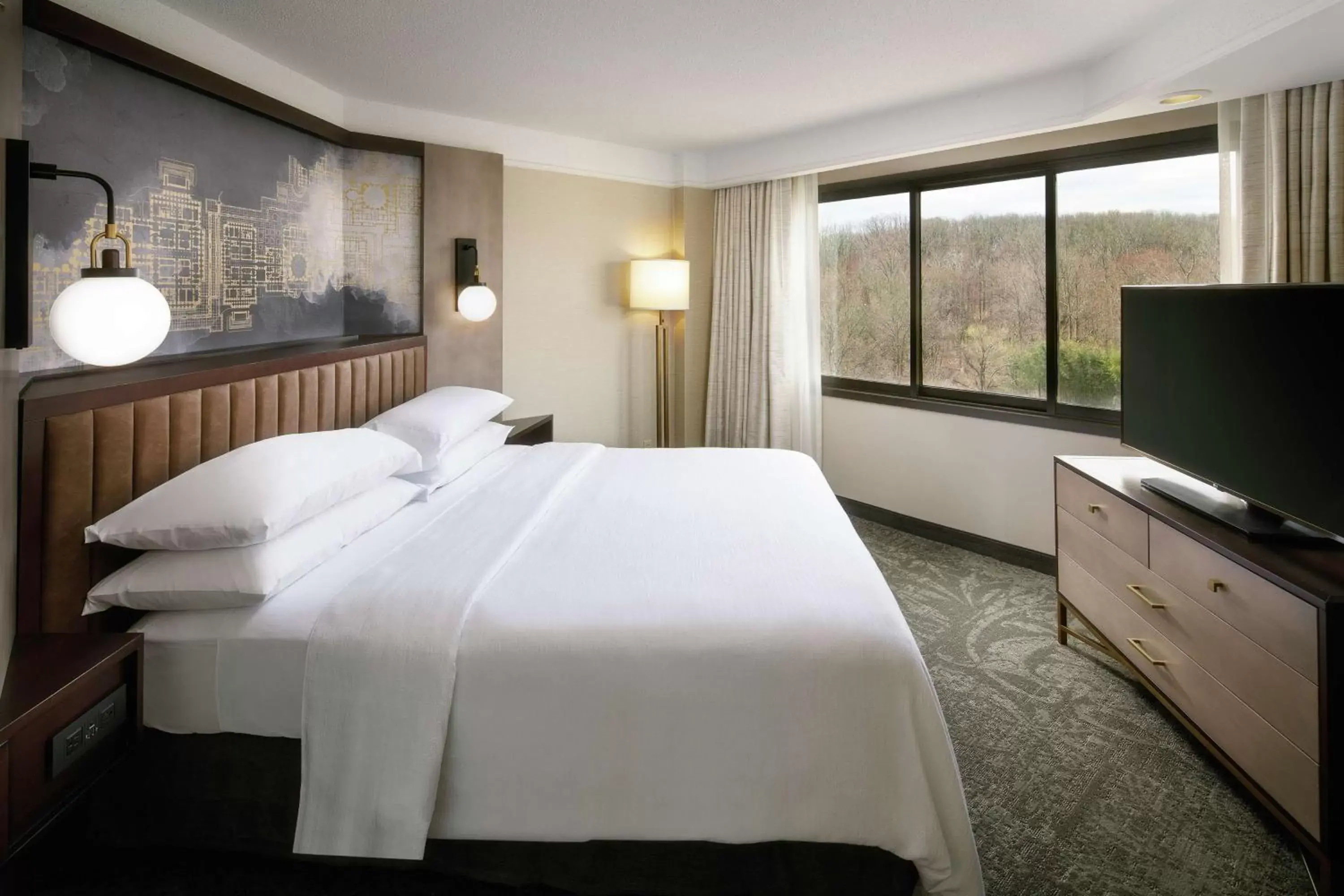 View (from property/room), Bed in Embassy Suites Tysons Corner