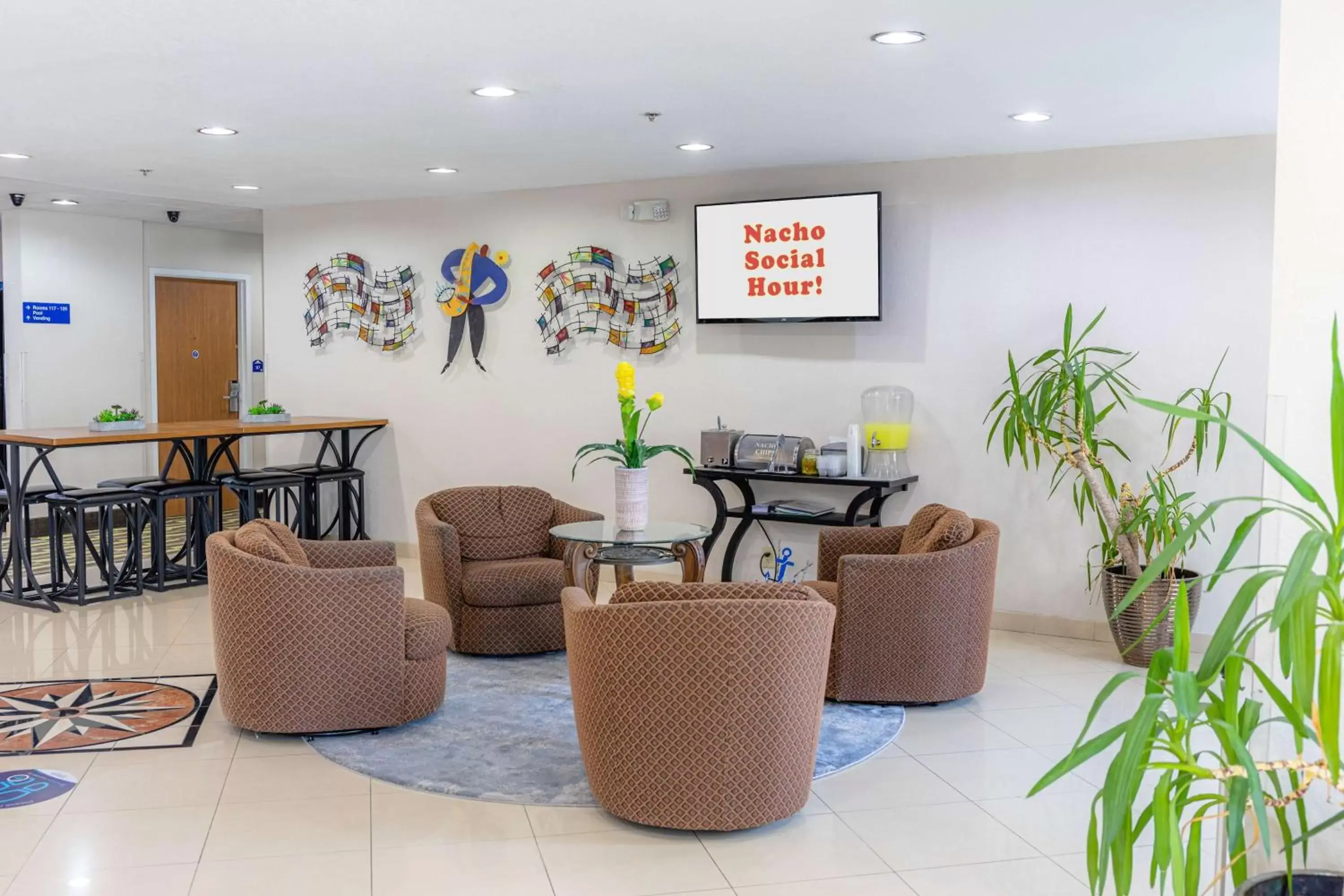 Seating area in Microtel Inn & Suites by Wyndham Kingsland