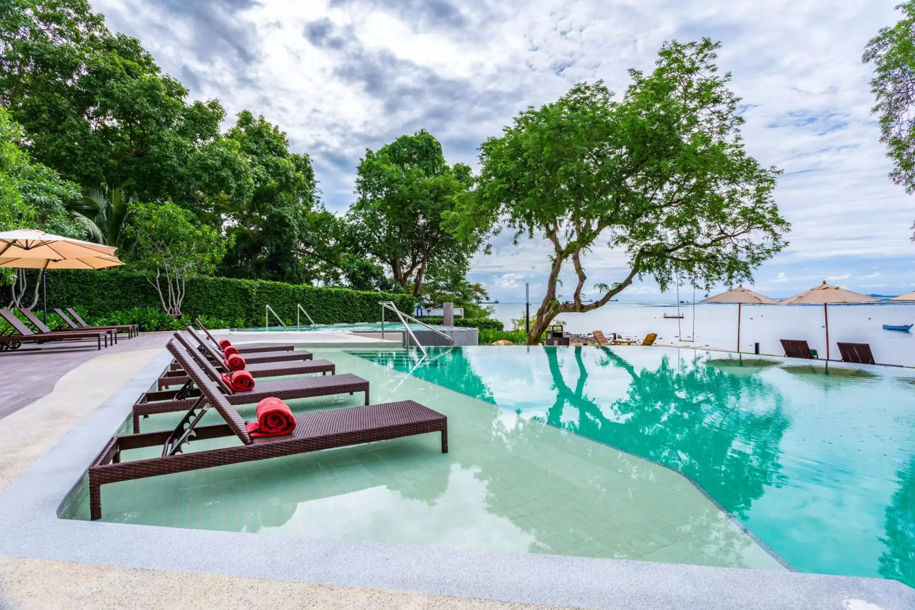 Property building in Centara Sonrisa Residences & Suites Sriracha - SHA Extra Plus Property building in Centara Sonrisa Residences & Suites Sriracha - SHA Extra Plus