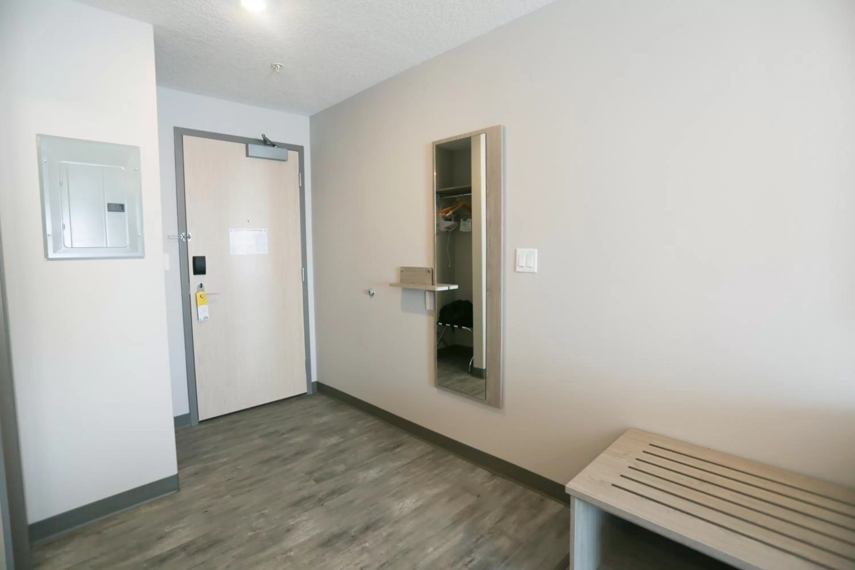 Seating area in Days Inn by Wyndham Calgary North Balzac