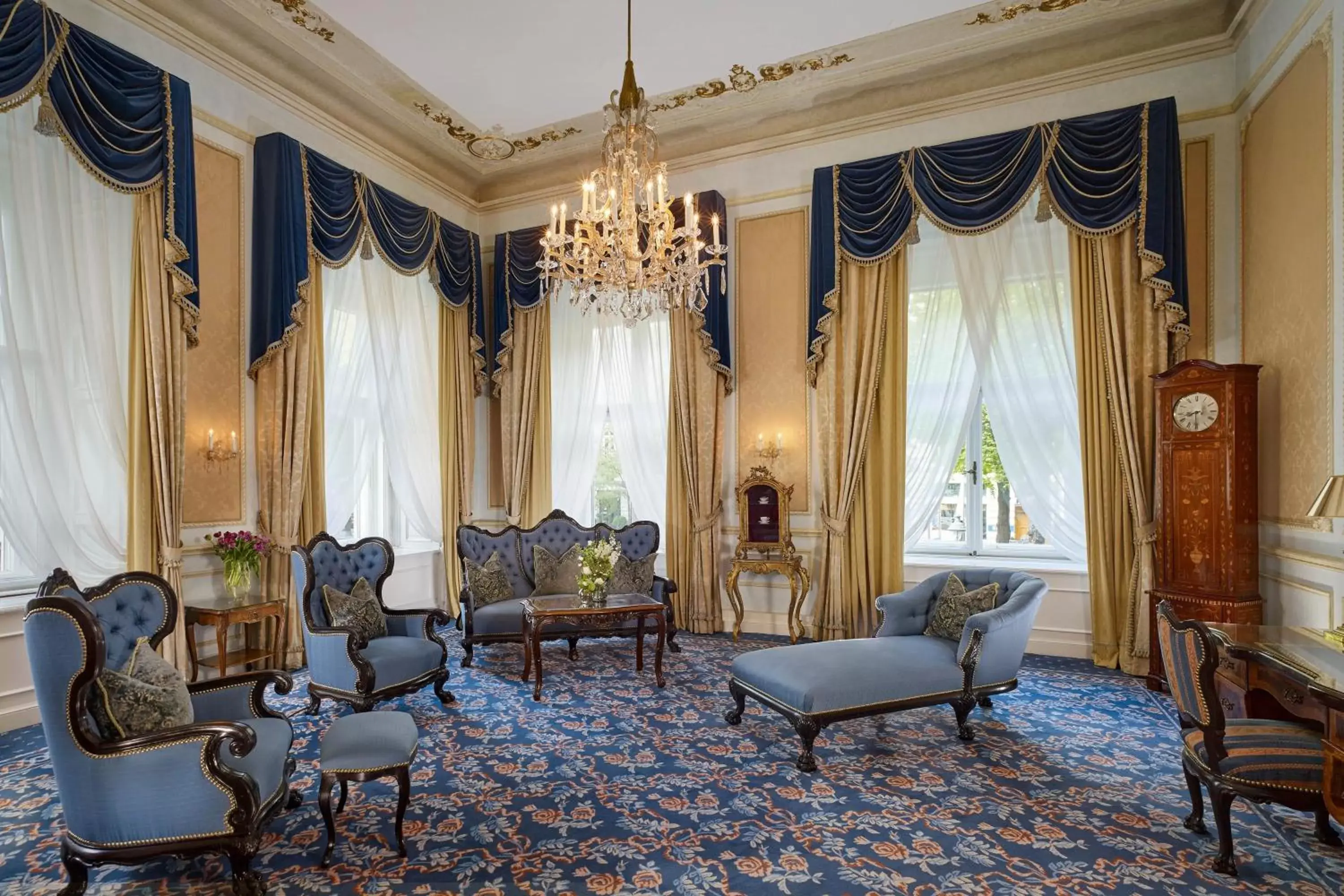 Living room, Seating Area in Hotel Imperial, a Luxury Collection Hotel, Vienna