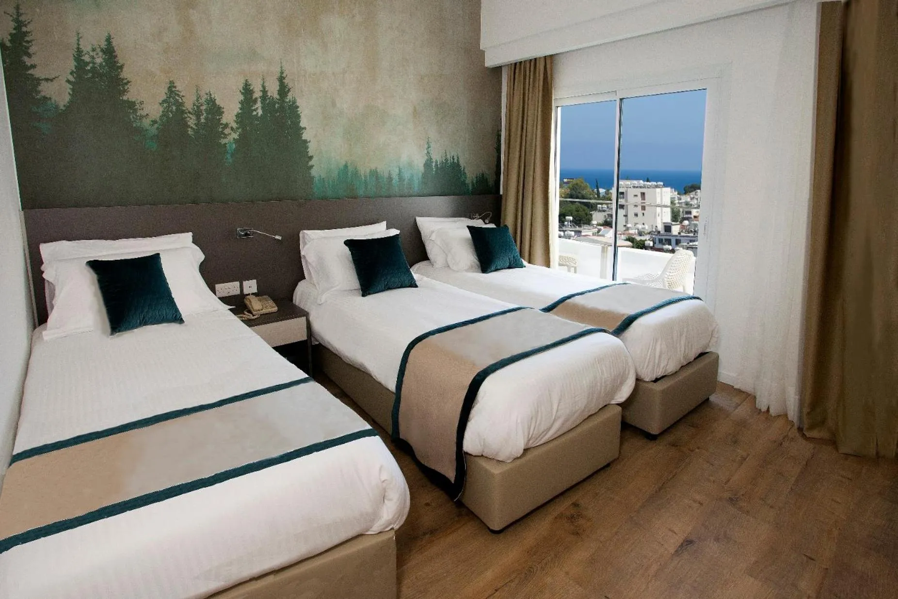 Bedroom, Bed in Pefkos City Hotel