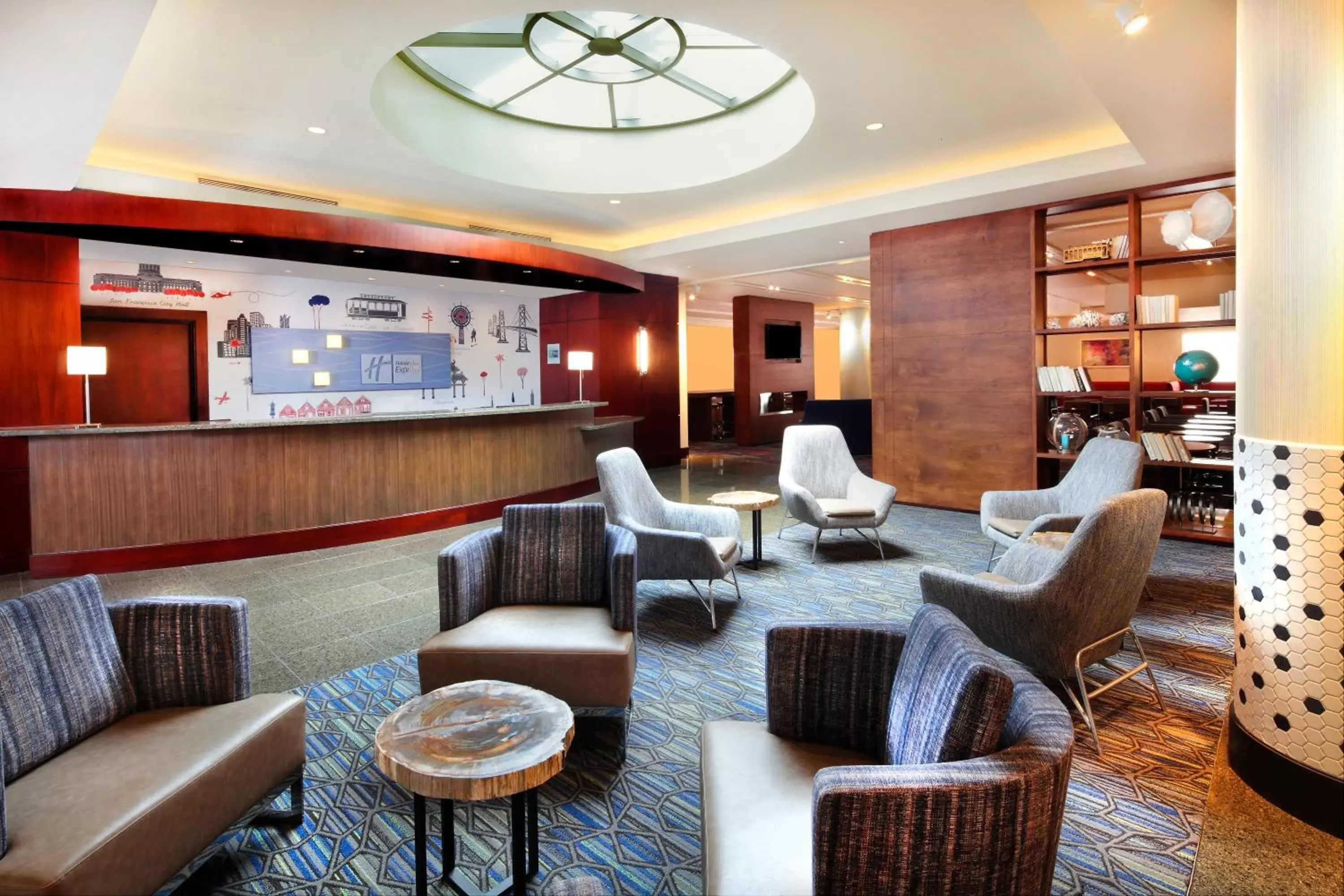 Property building, Lounge/Bar in Holiday Inn Express Hotel & Suites Fisherman's Wharf, an IHG Hotel