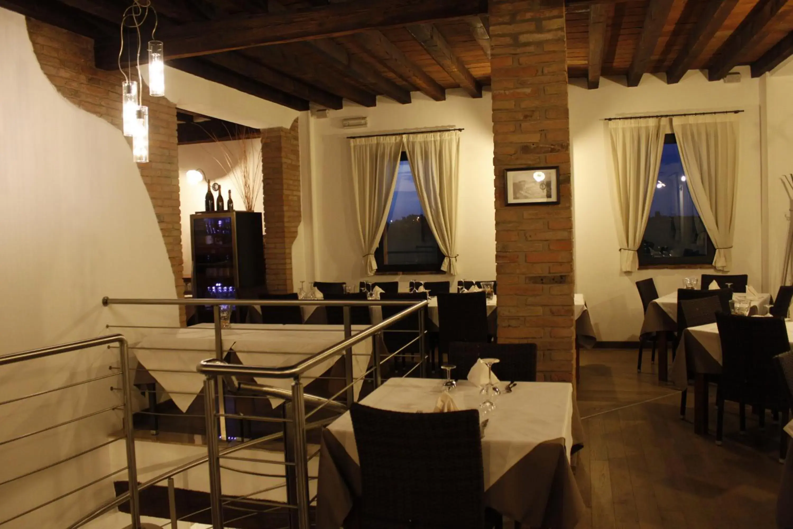 Restaurant/Places to Eat in Hotel La Vecchia Reggio