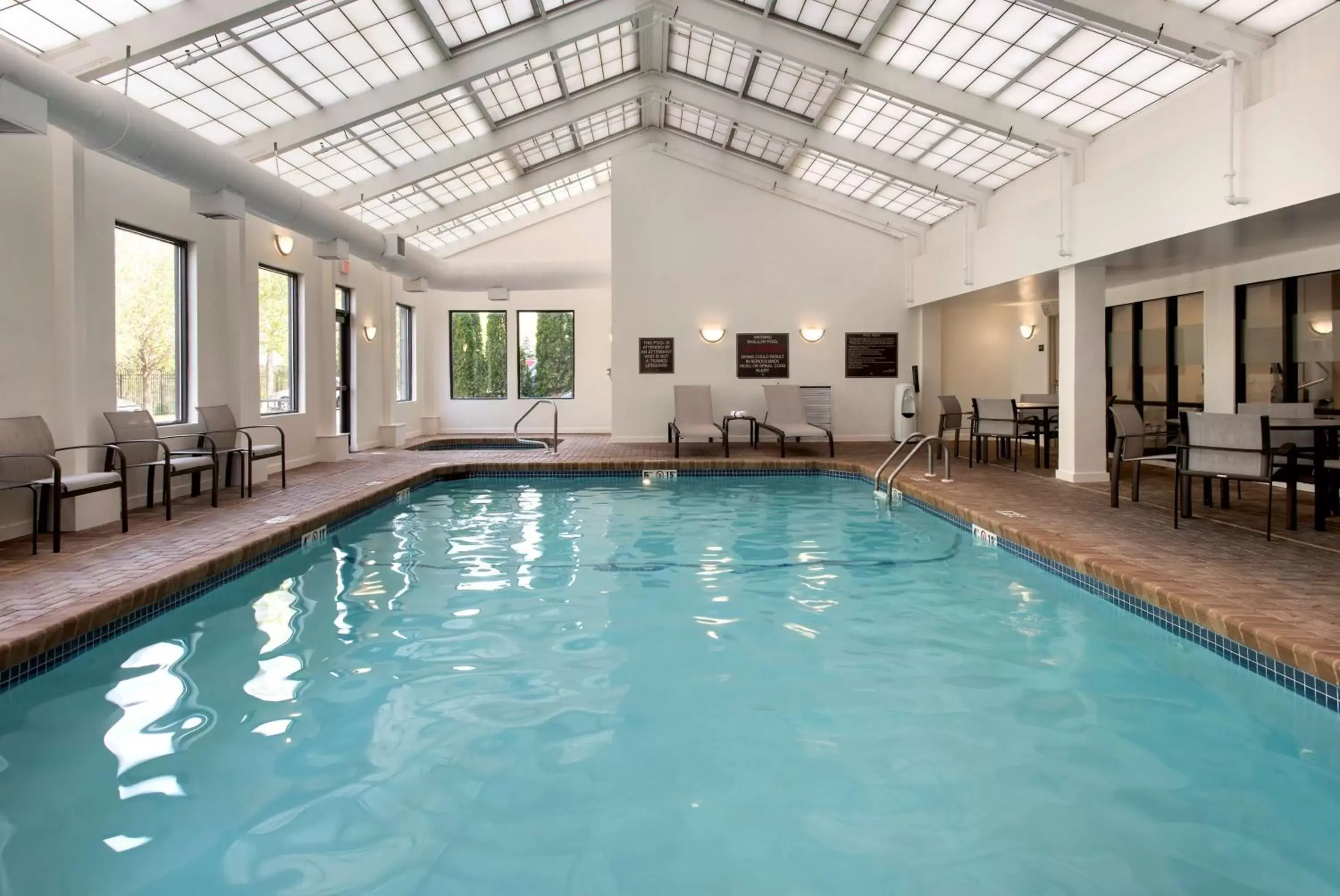 Pool view, Swimming Pool in Hampton Inn Boston Logan Airport