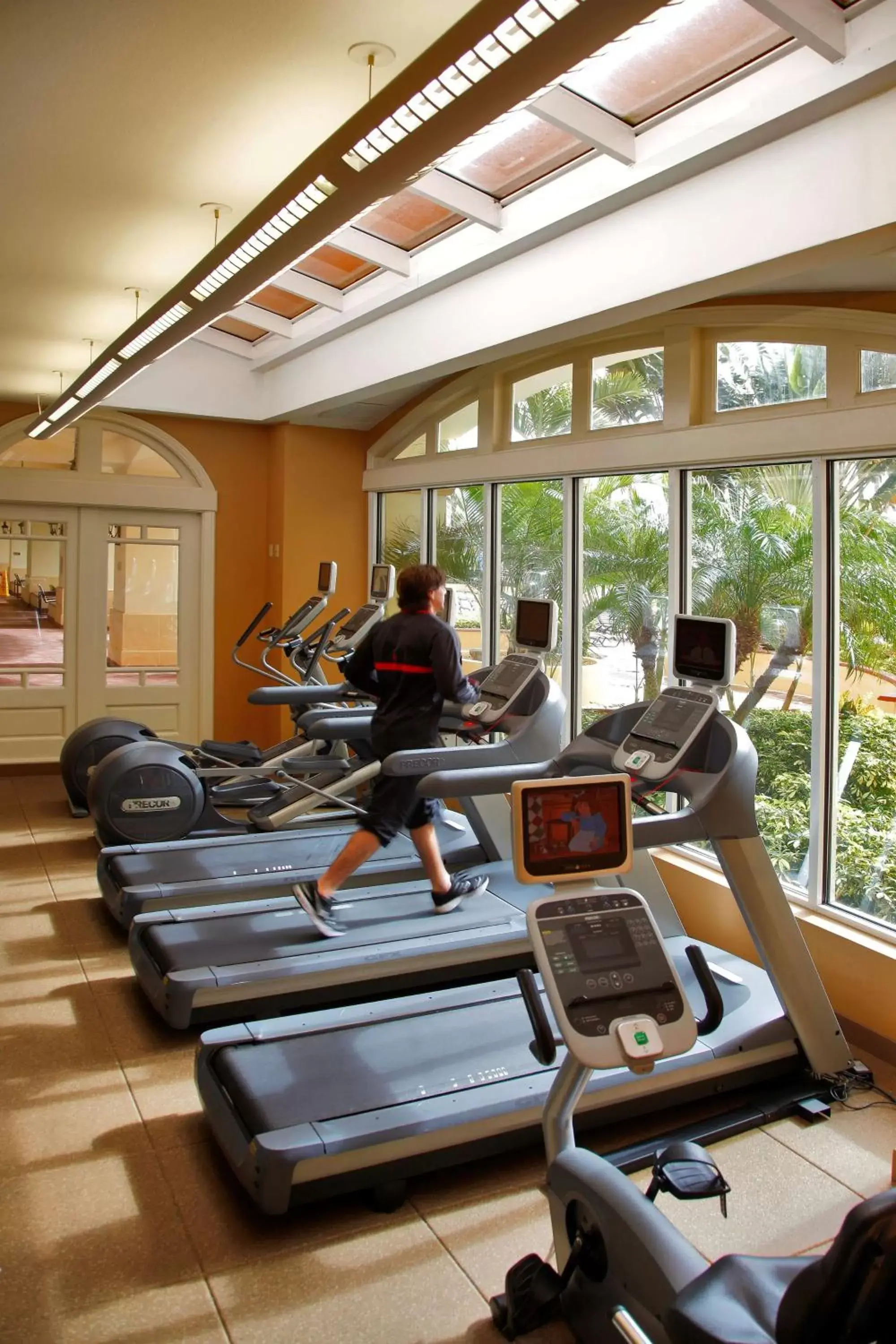 Fitness centre/facilities, Fitness Center/Facilities in Embassy Suites by Hilton Deerfield Beach Resort & Spa