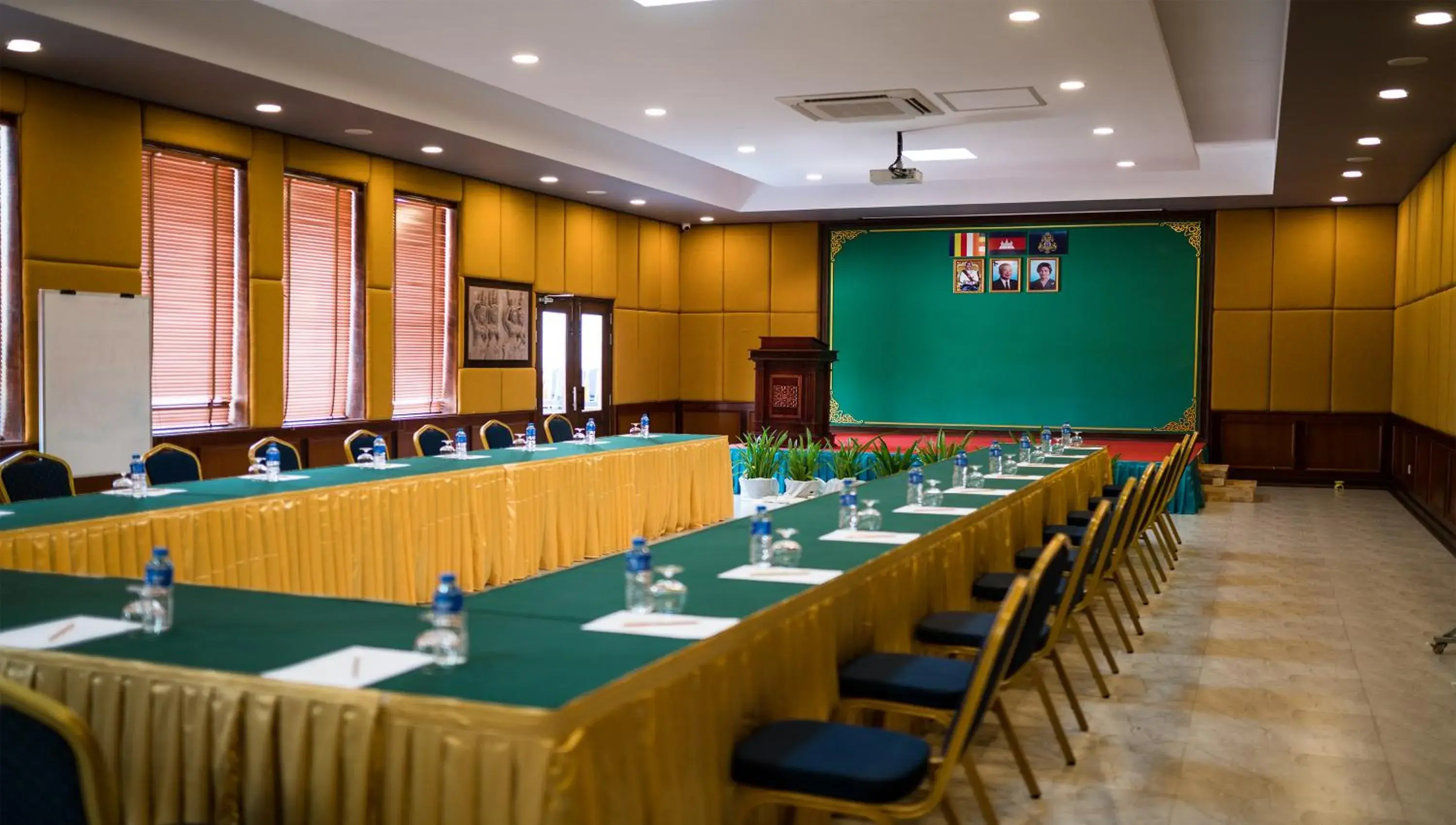 Business facilities in Green Amazon Residence Hotel