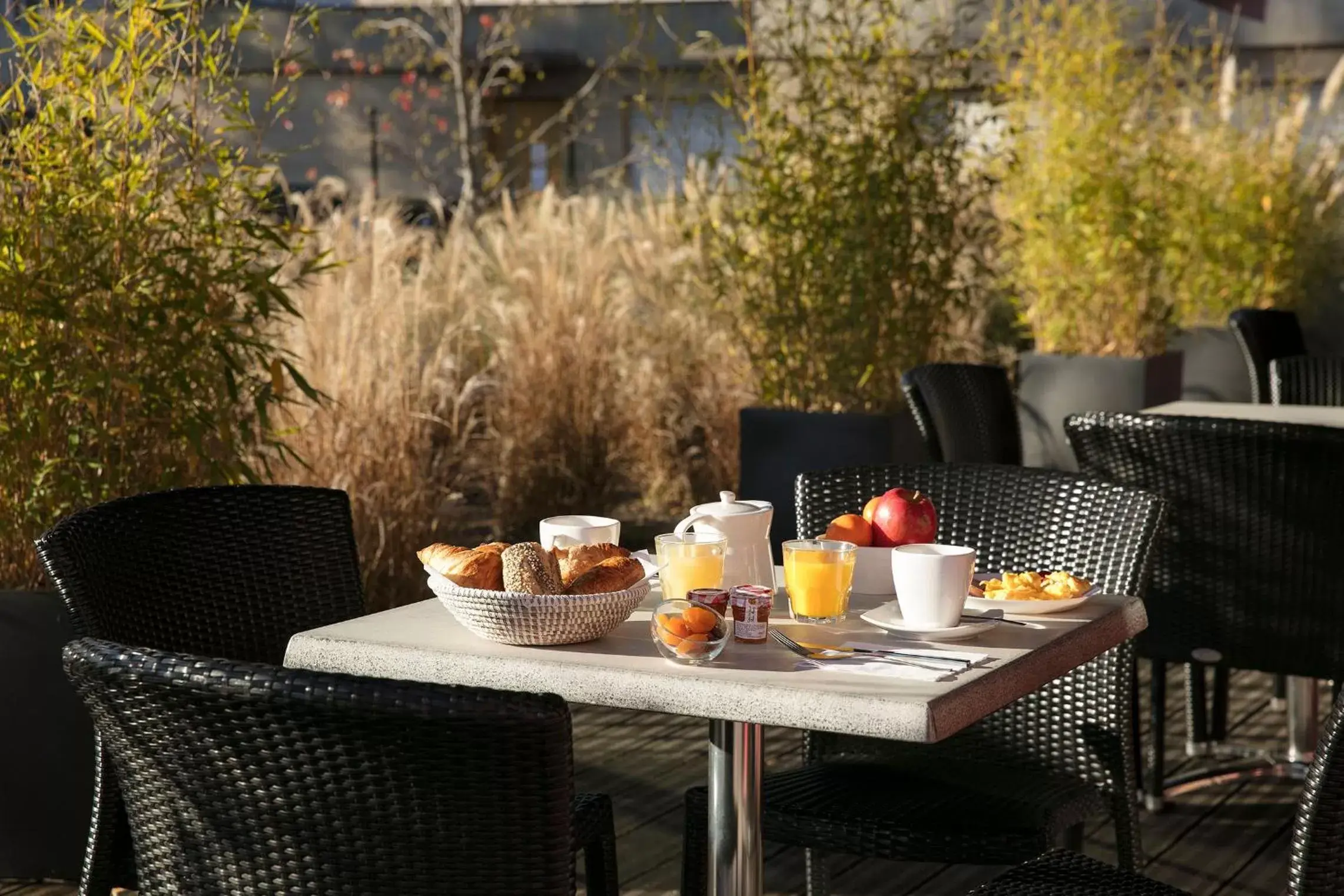 Breakfast in Hotel Clermont Estaing