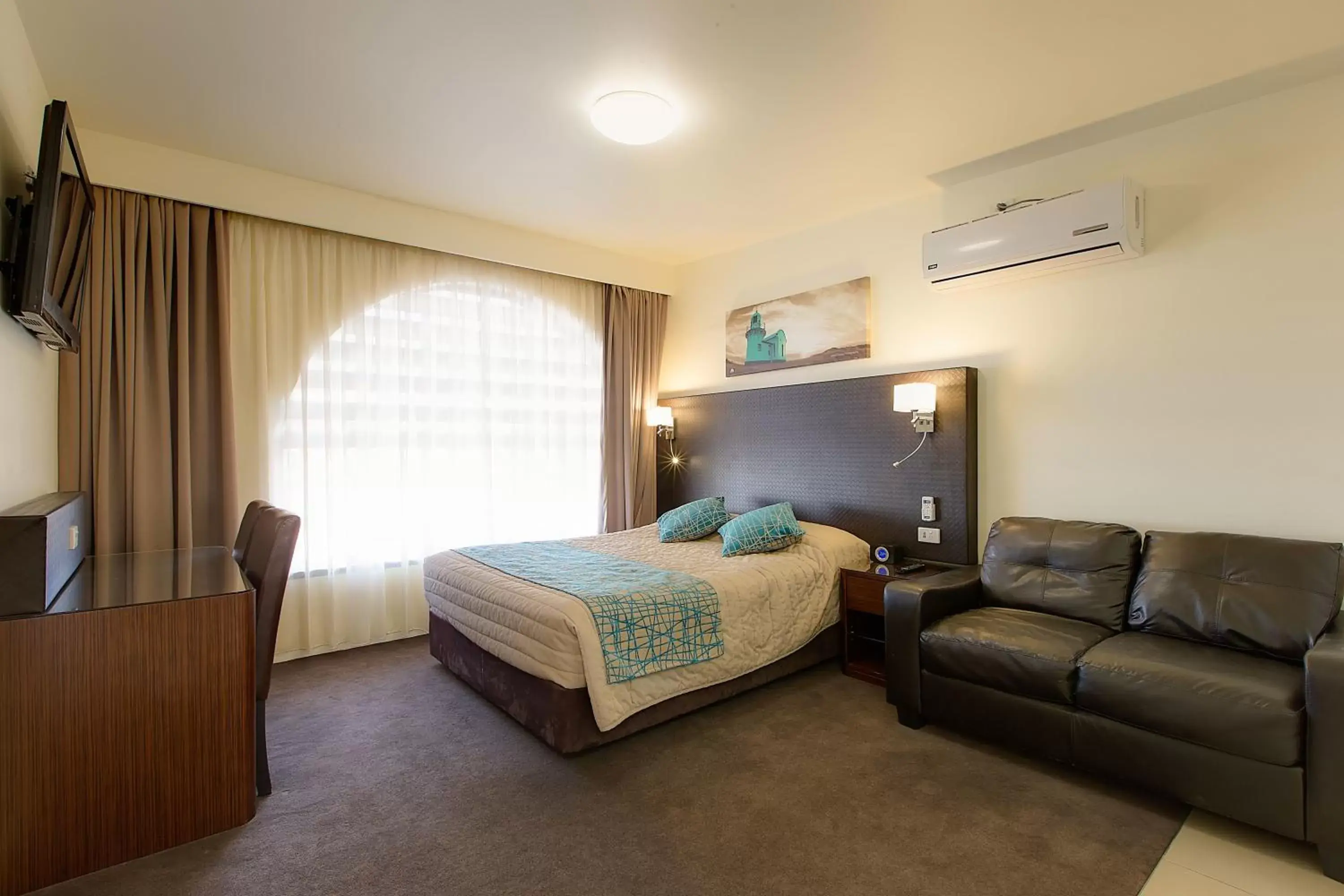 Budget Family Room in El Motor Inn Budget Family Room in El Motor Inn