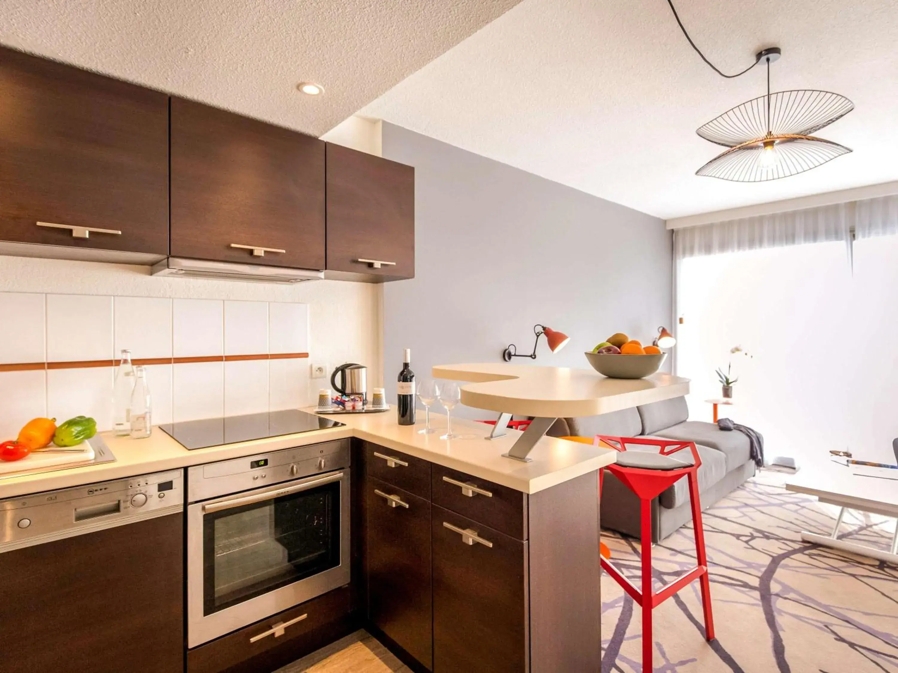 Photo of the whole room, Kitchen/Kitchenette in Mercure Cavaillon