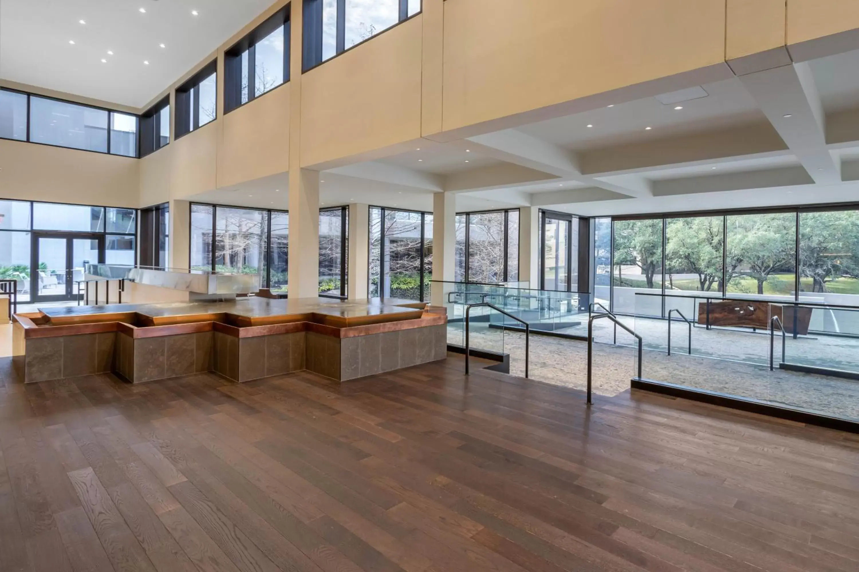 Lobby or reception in Omni Houston Hotel Lobby or reception in Omni Houston Hotel