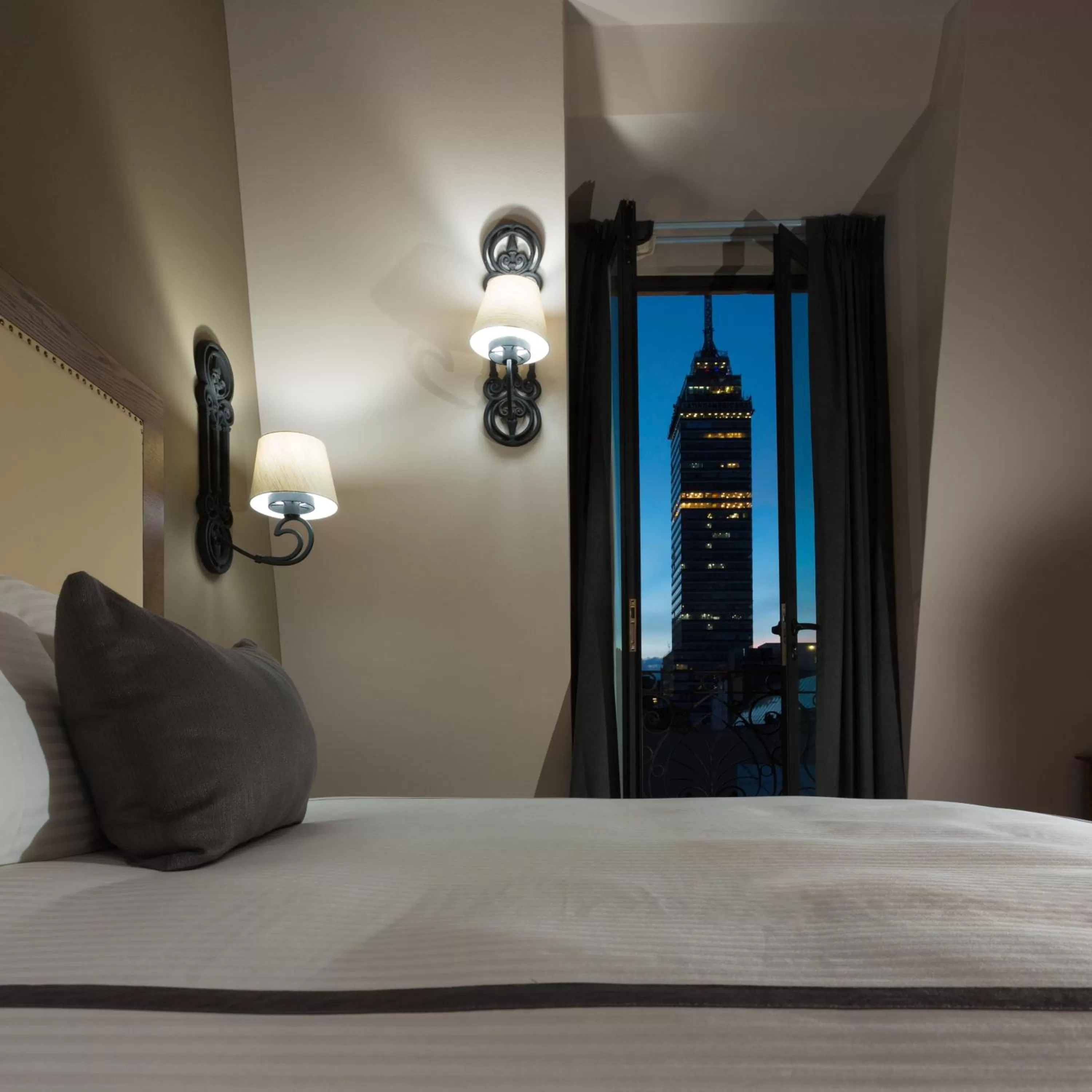 Bed in Historico Central Hotel