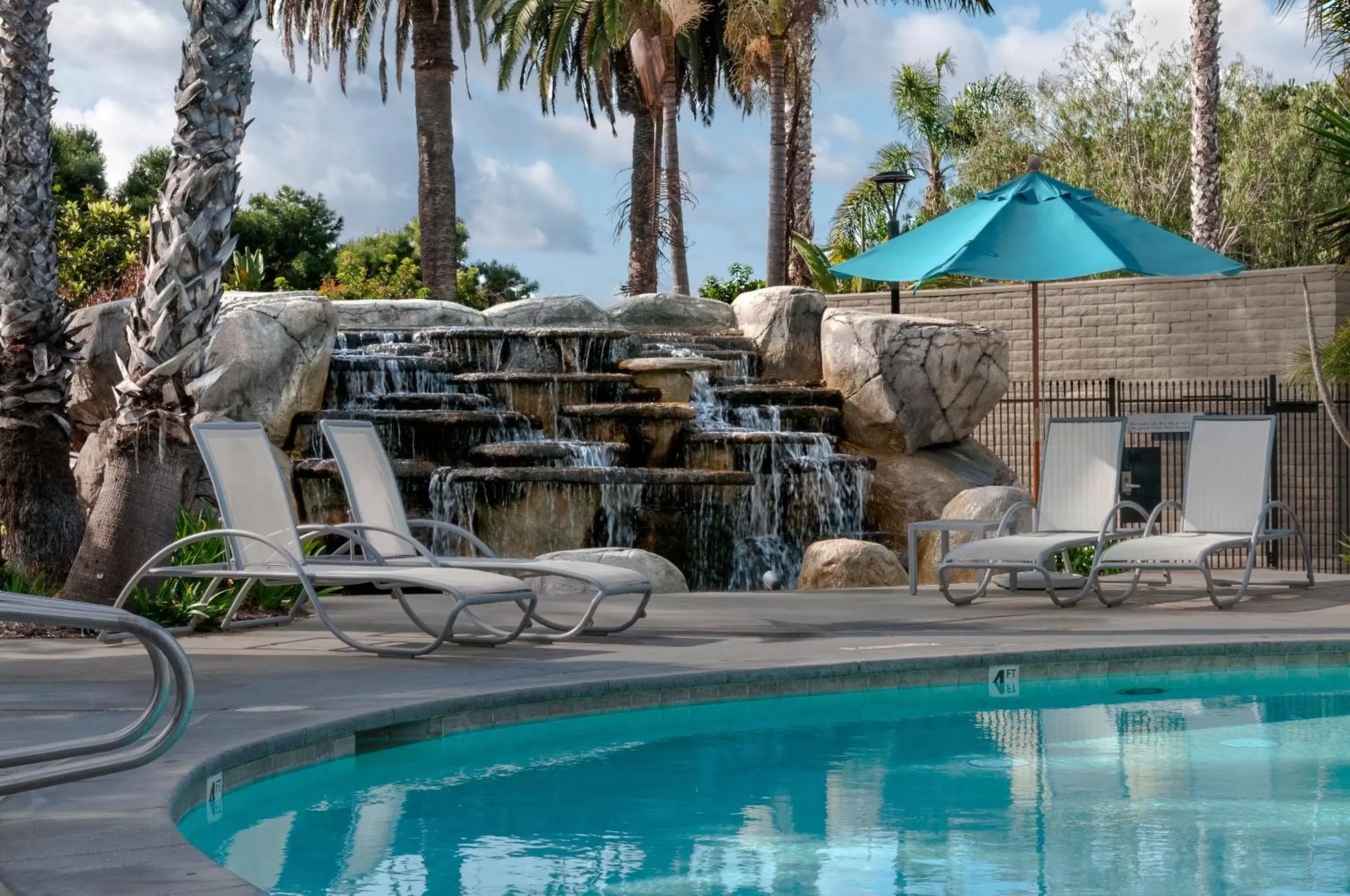 Swimming Pool in Paradise Point Resort & Spa