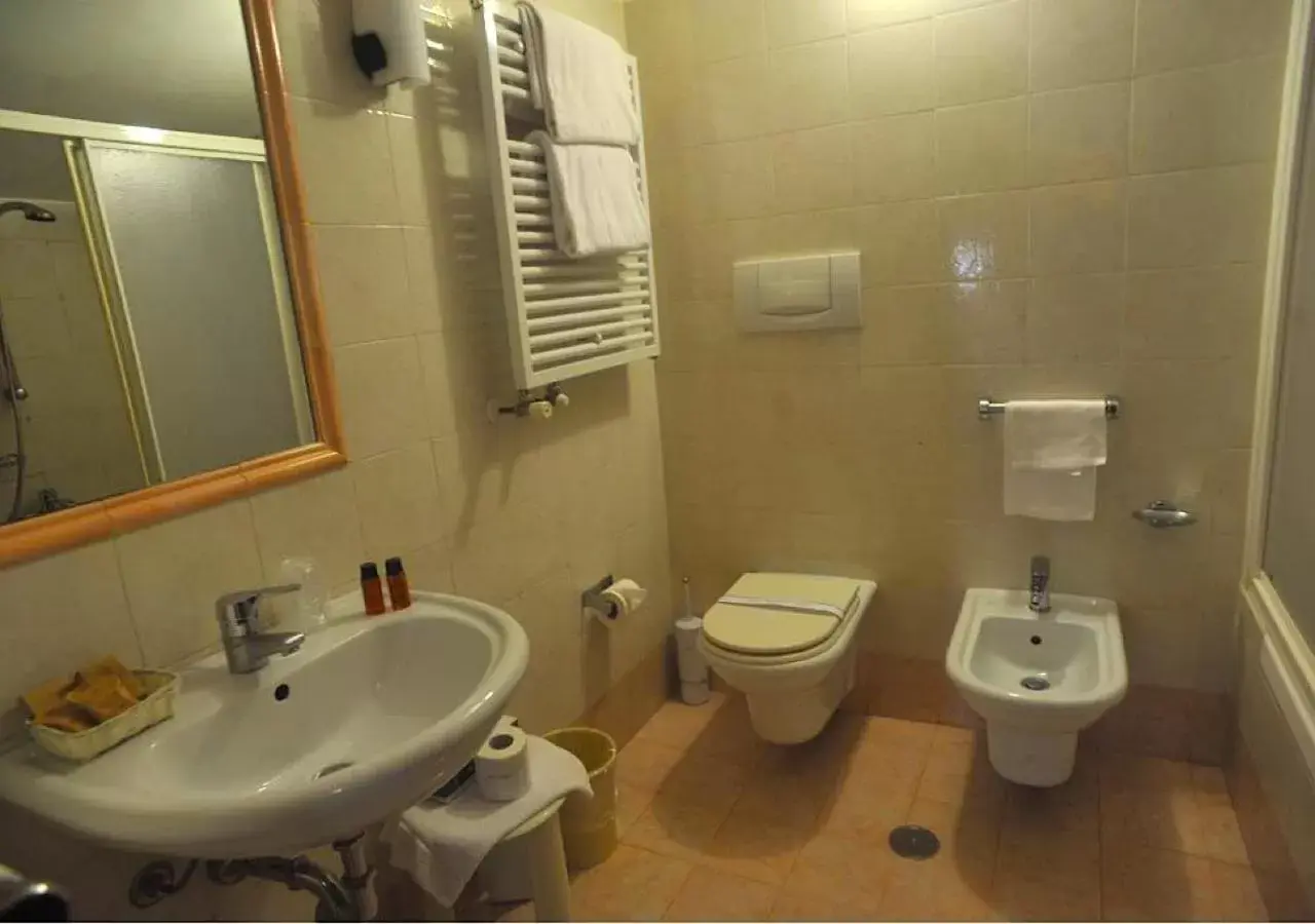 Bathroom in Relais Ducale