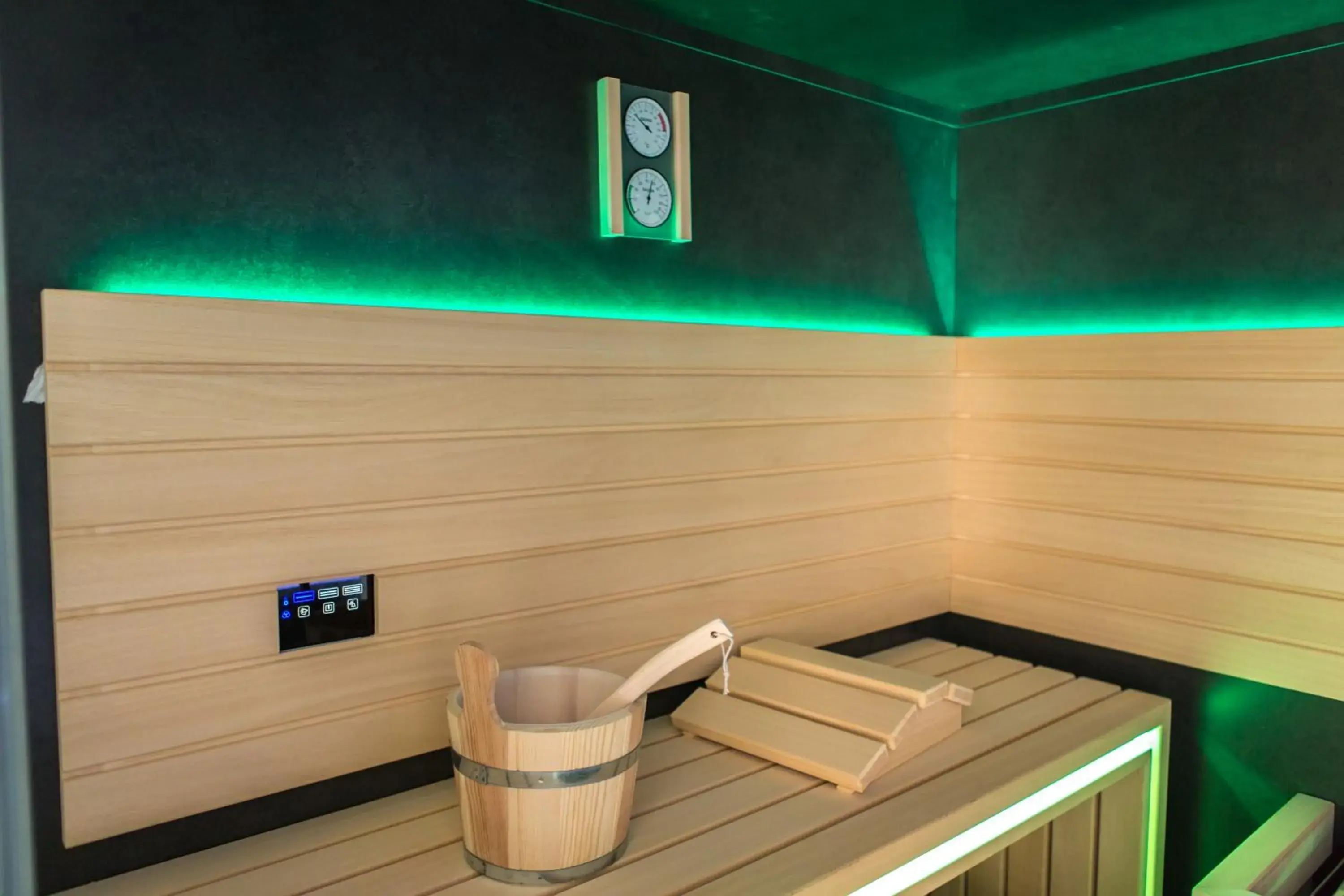 Sauna in Galìa Luxury Resort