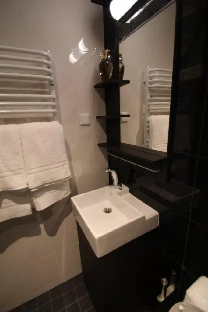 Bathroom in Stockholm Inn Hotell