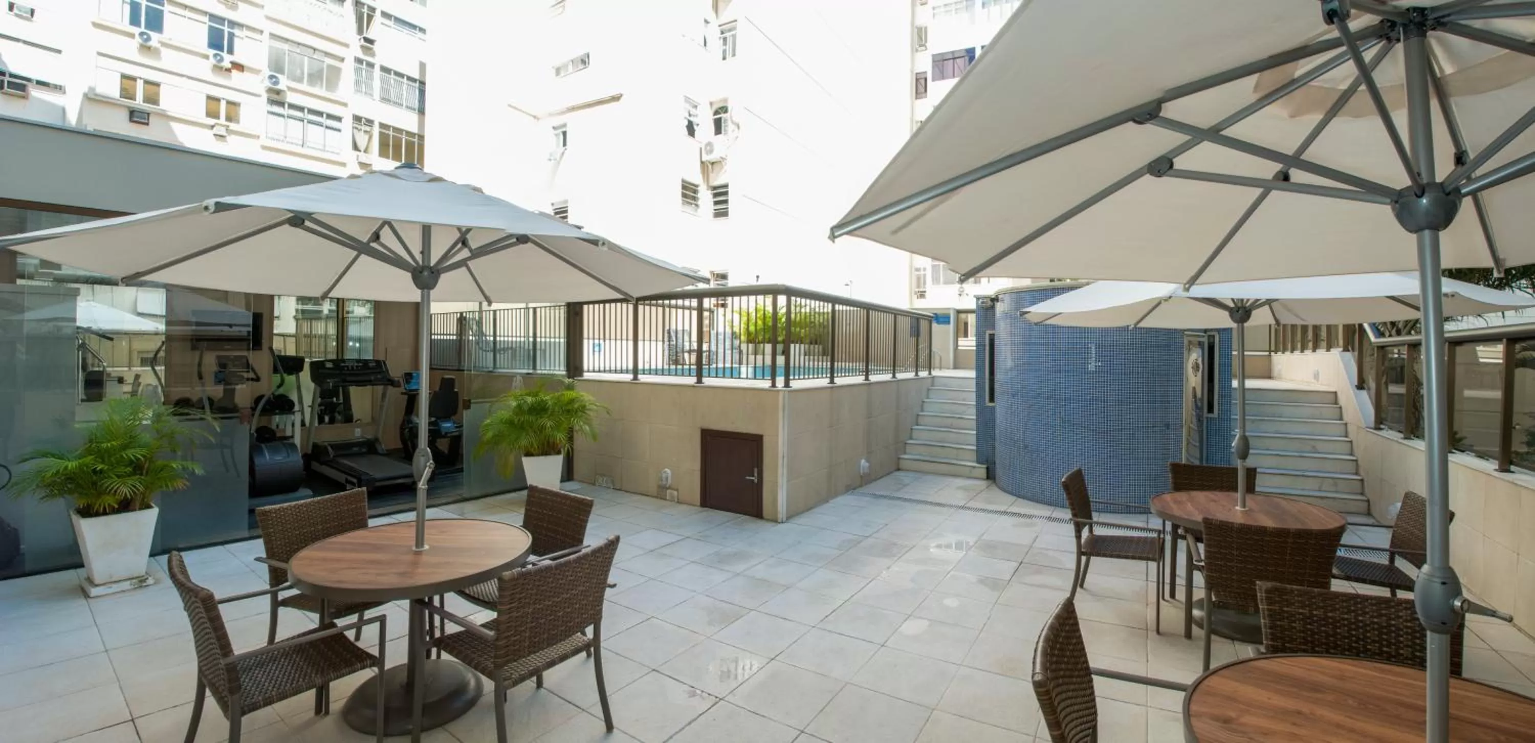 Patio in Hotel Astoria Copacabana