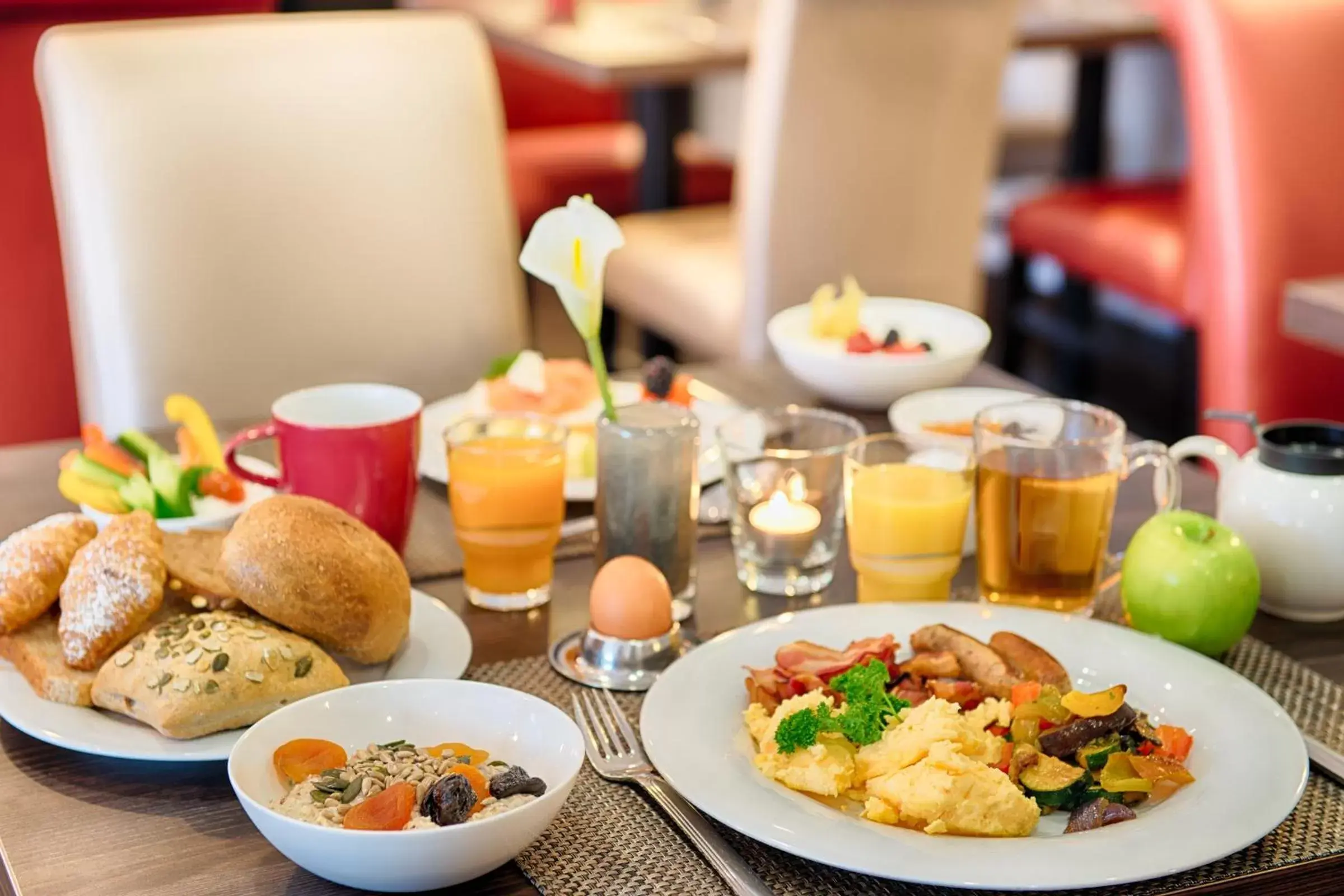 Buffet breakfast, Breakfast in Leonardo Hotel Mönchengladbach