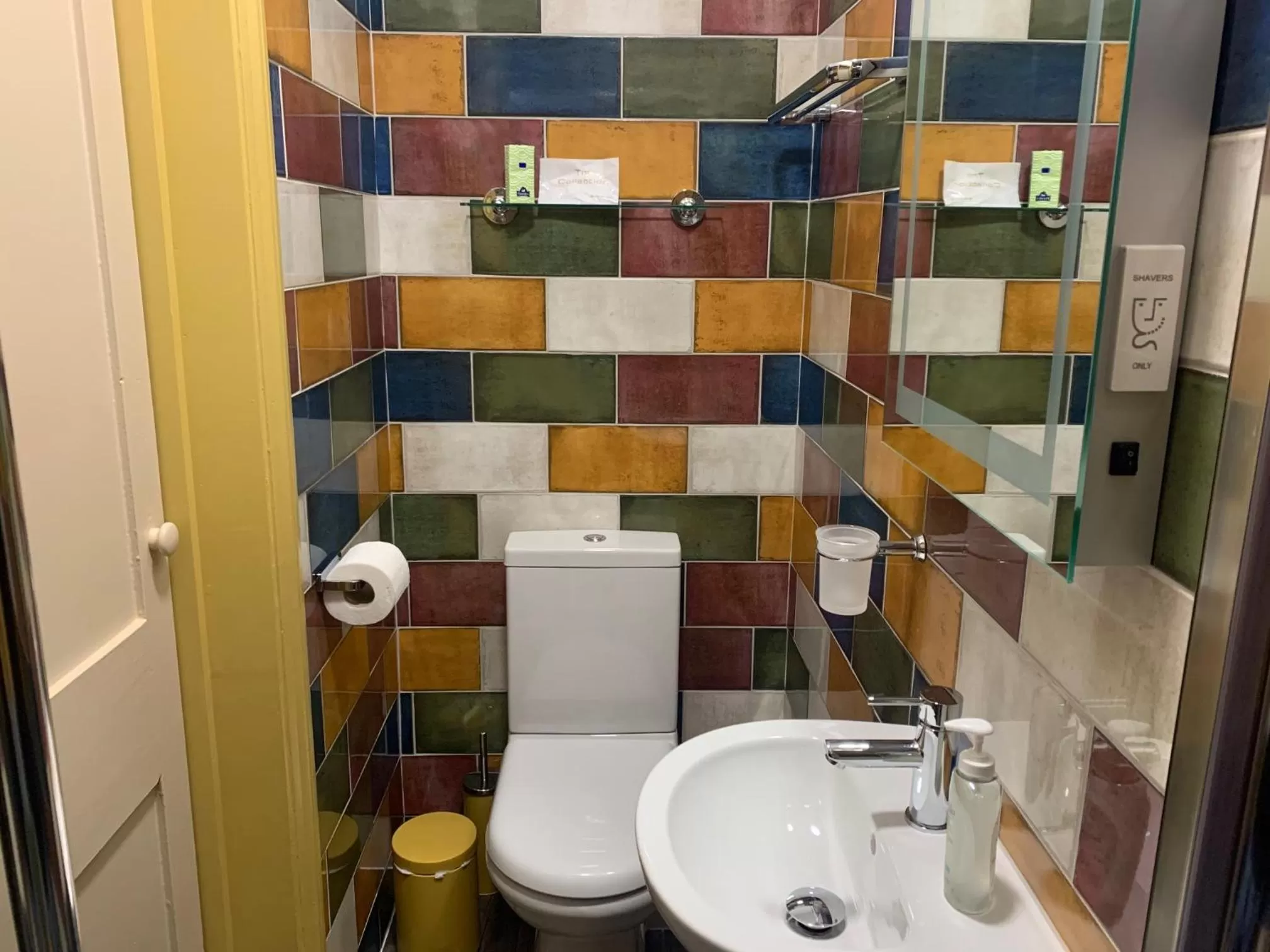 Area and facilities, Bathroom in Number 29 - Only Adults