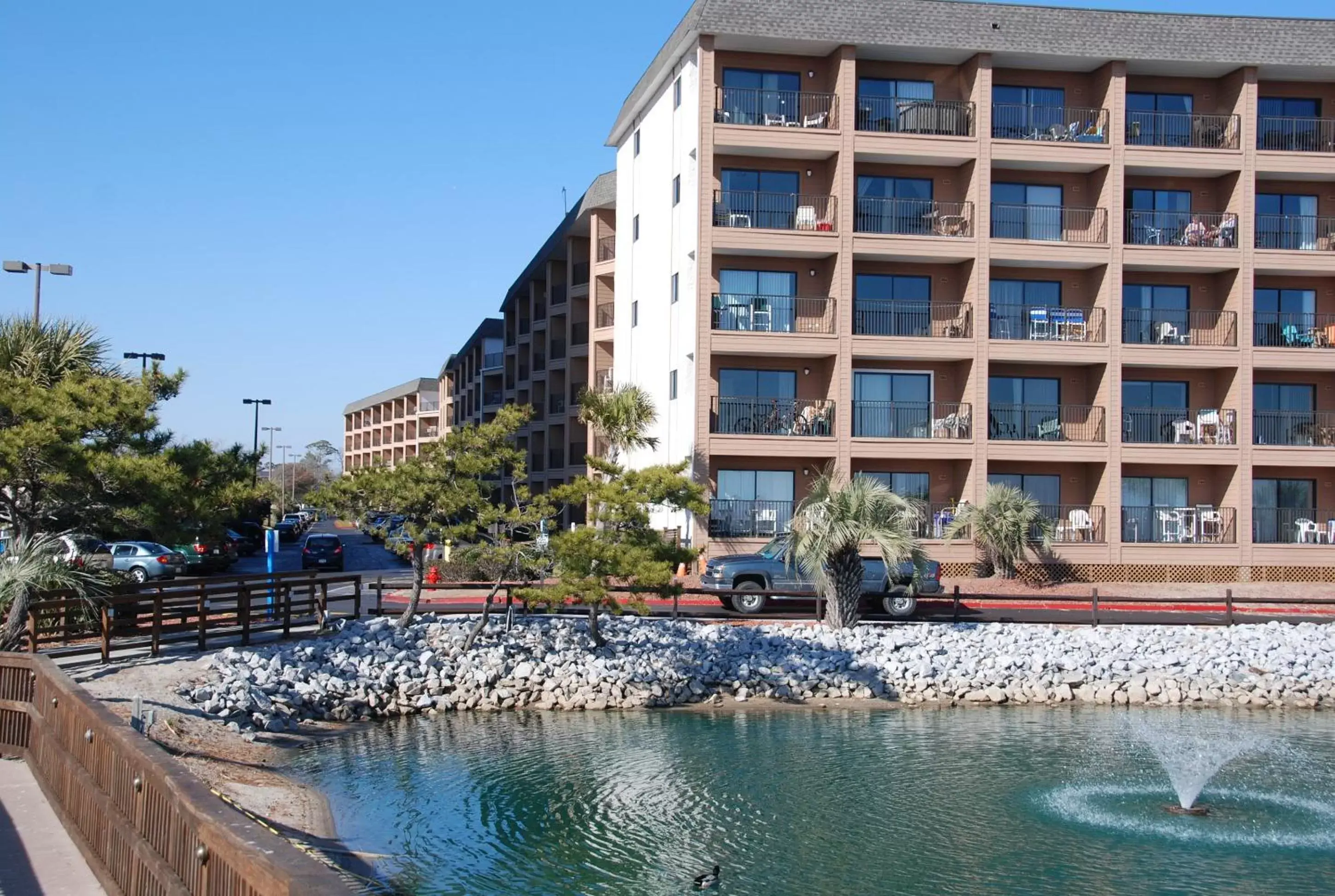 Facade/entrance, Swimming Pool in Myrtle Beach Resort by Beach Vacations