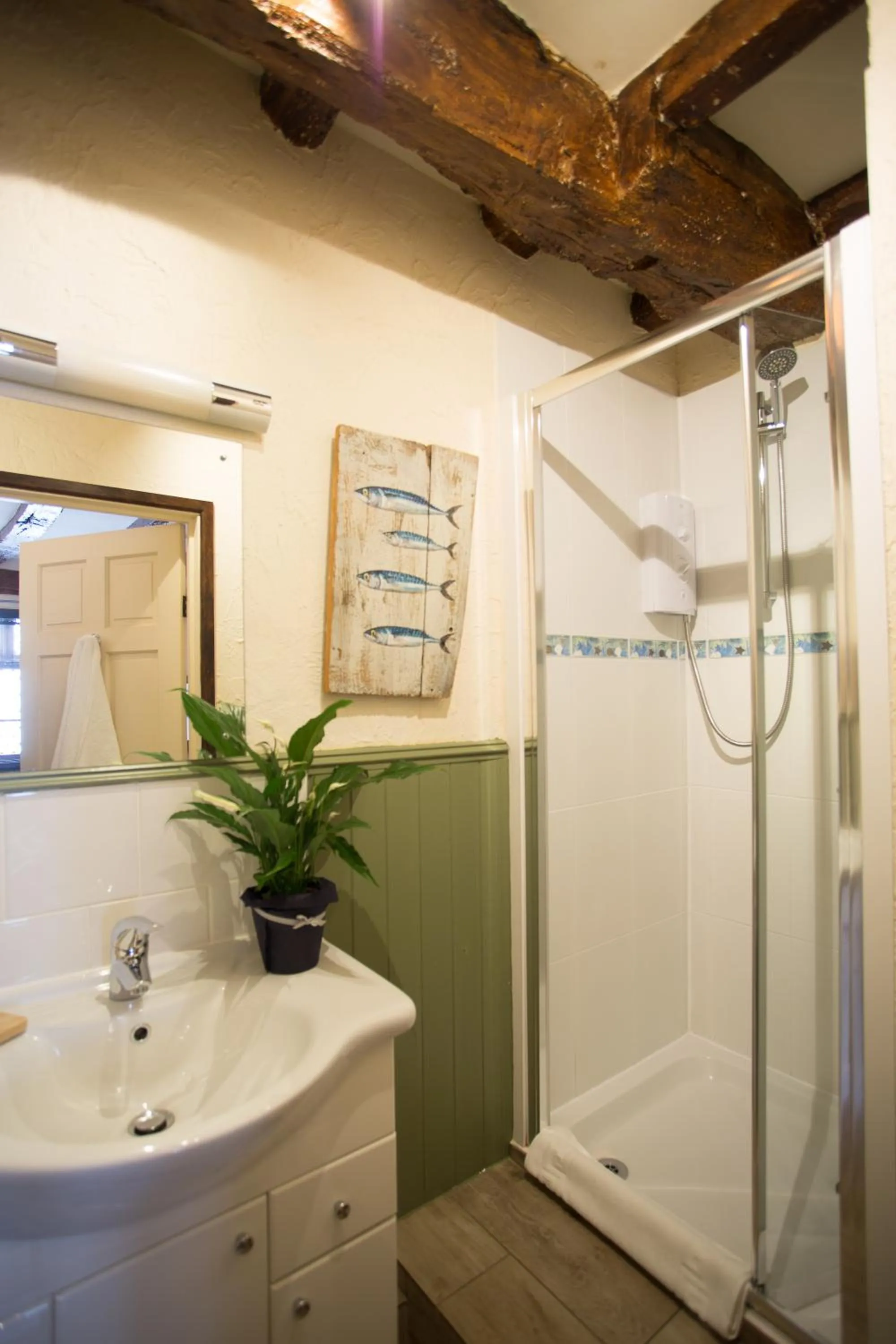 Bedroom in Bayards Cove Inn