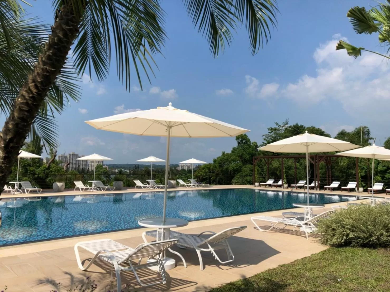 Swimming pool in The Grand Hotel Kaohsiung