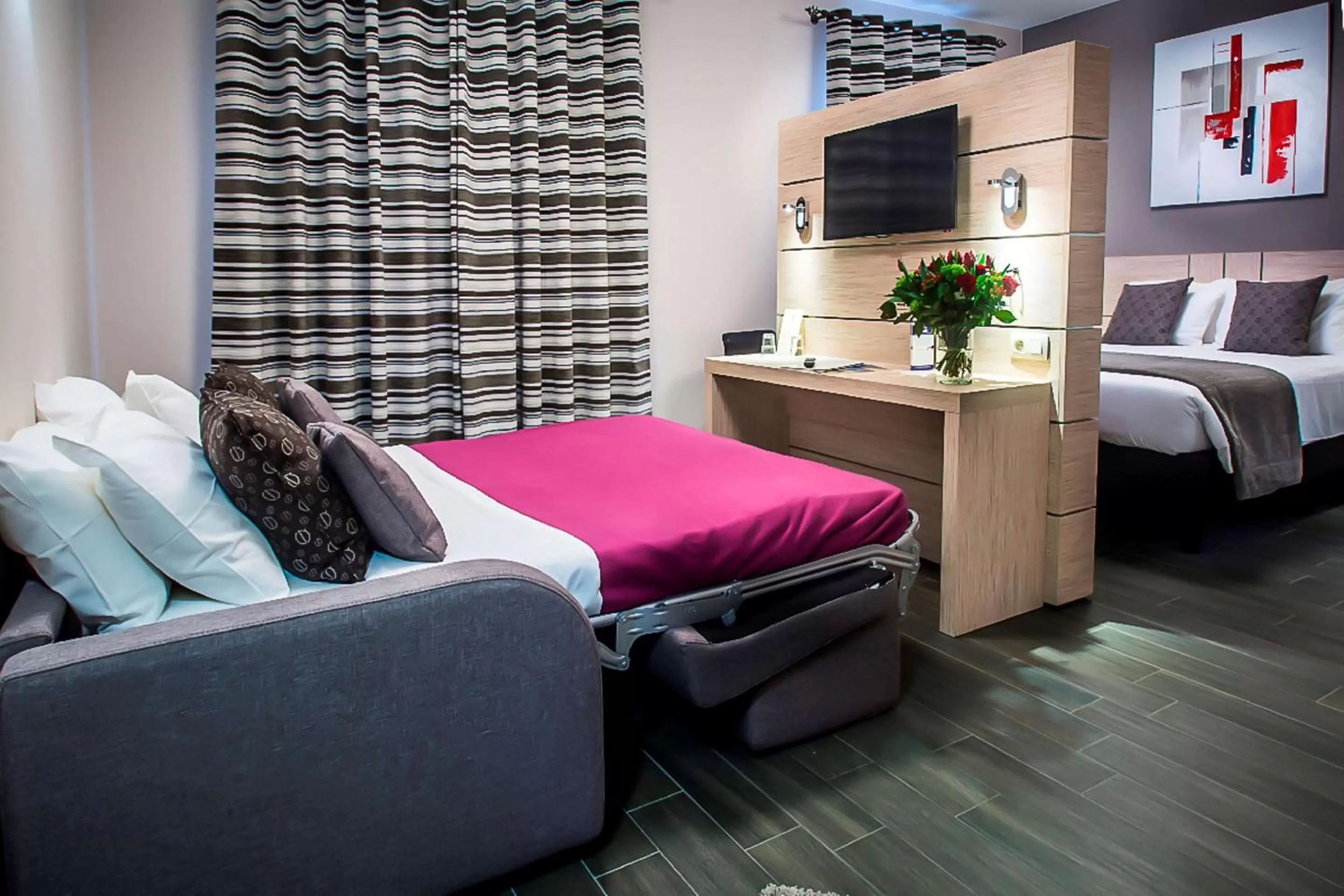 Photo of the whole room, Bed in Ibis Styles Charleroi Airport Aero 44