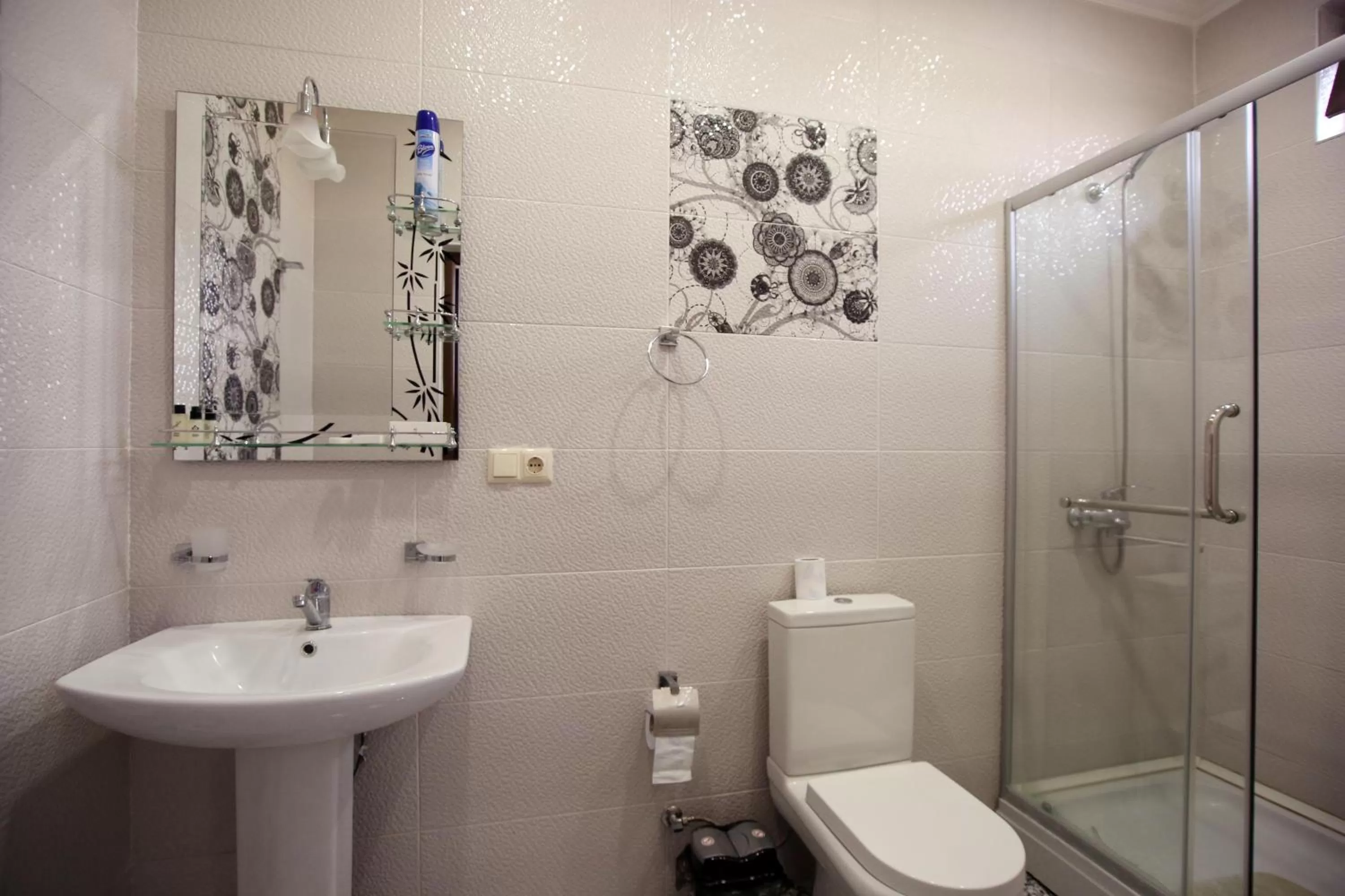 Toilet, Bathroom in Hotel Harmony