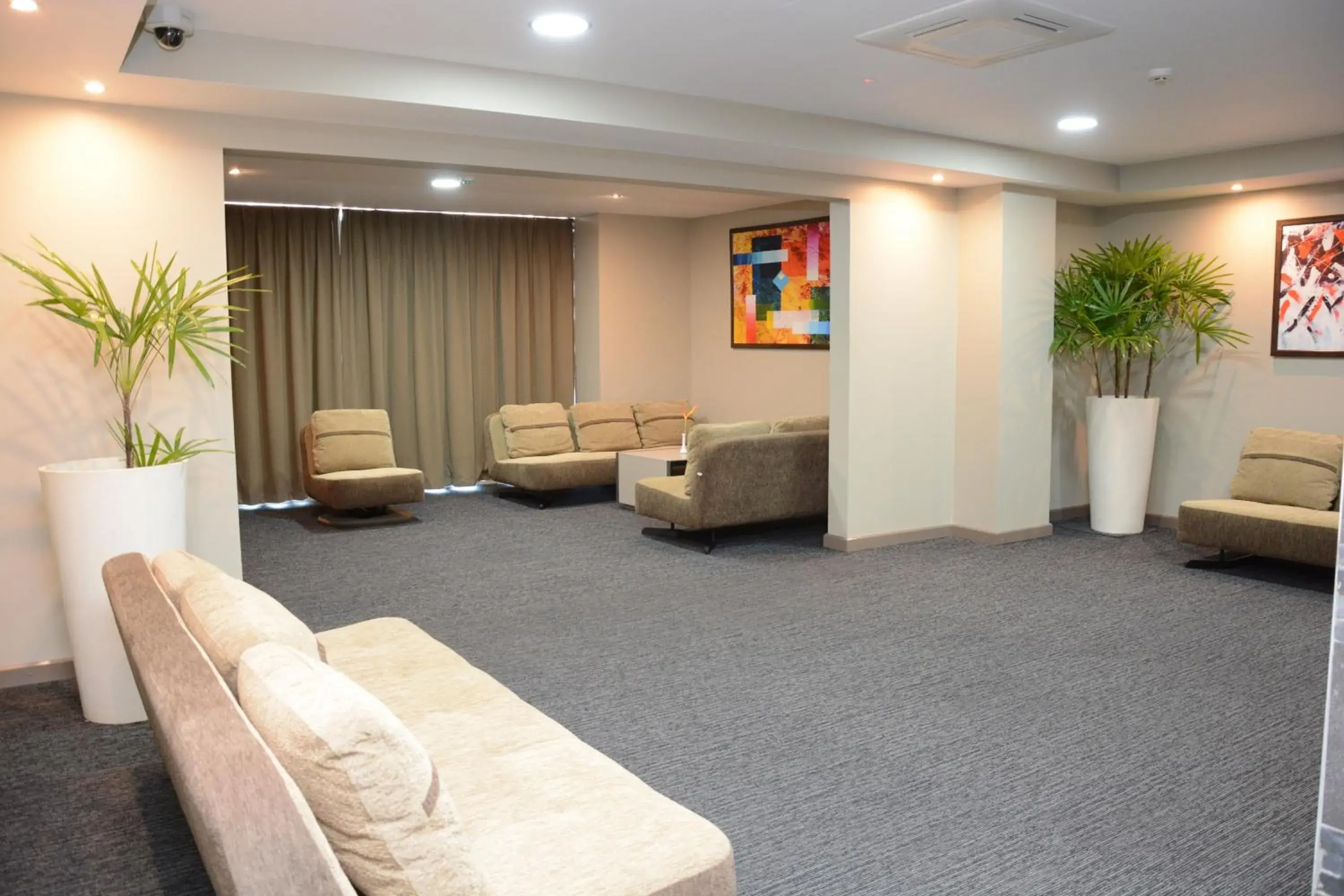 Lobby or reception, Lounge/Bar in Ratsun Nadi Airport Apartment Hotel