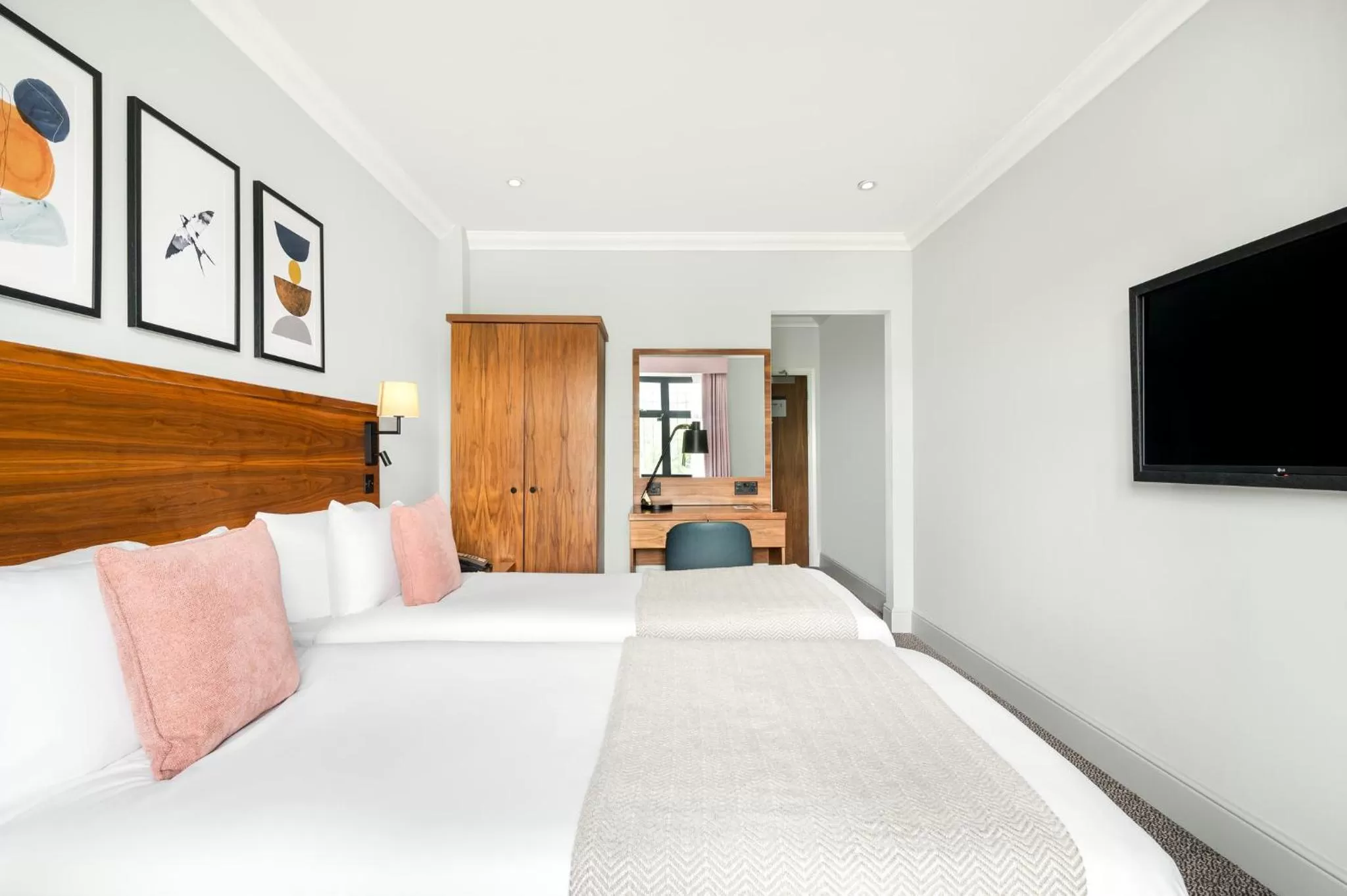 Photo of the whole room, Bed in voco Lythe Hill Hotel & Spa by IHG