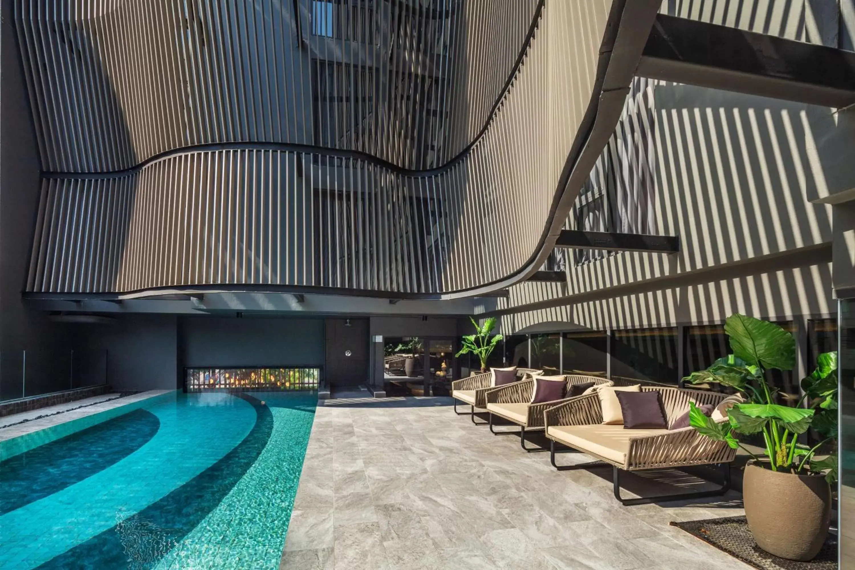 Pool view, Swimming Pool in Best Western Ratchada Hotel