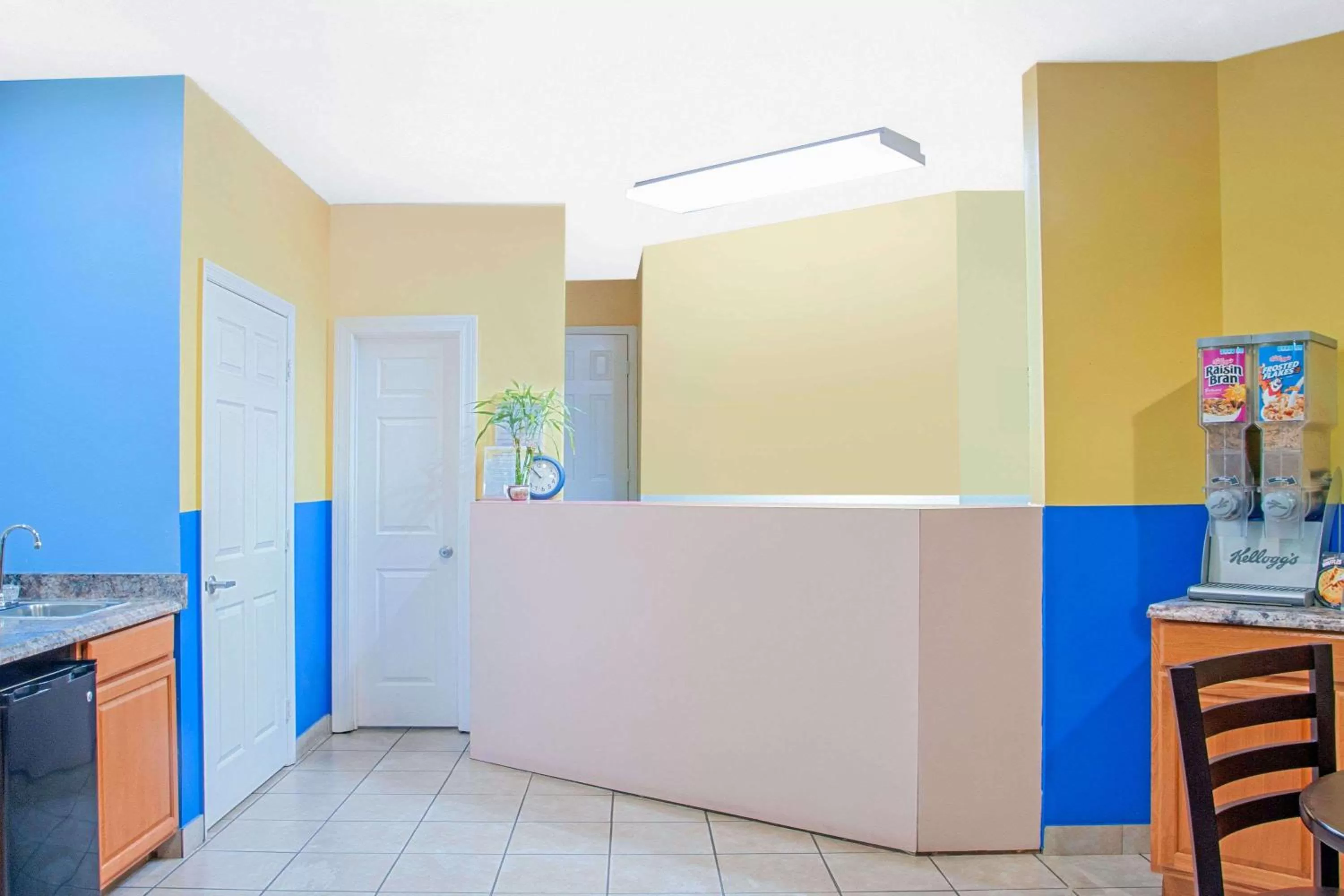 Lobby or reception in Days Inn by Wyndham Moulton