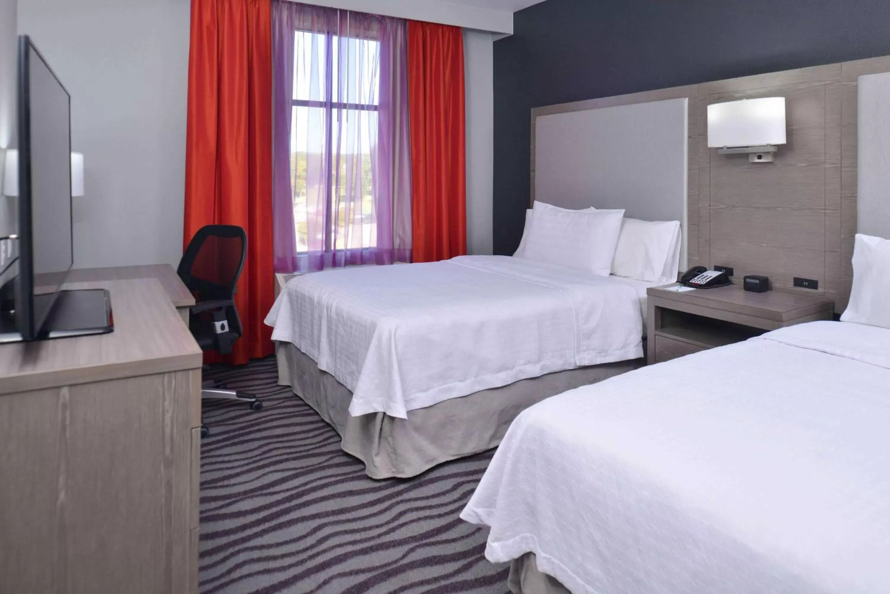 Bed in Homewood Suites by Hilton Trophy Club Fort Worth North